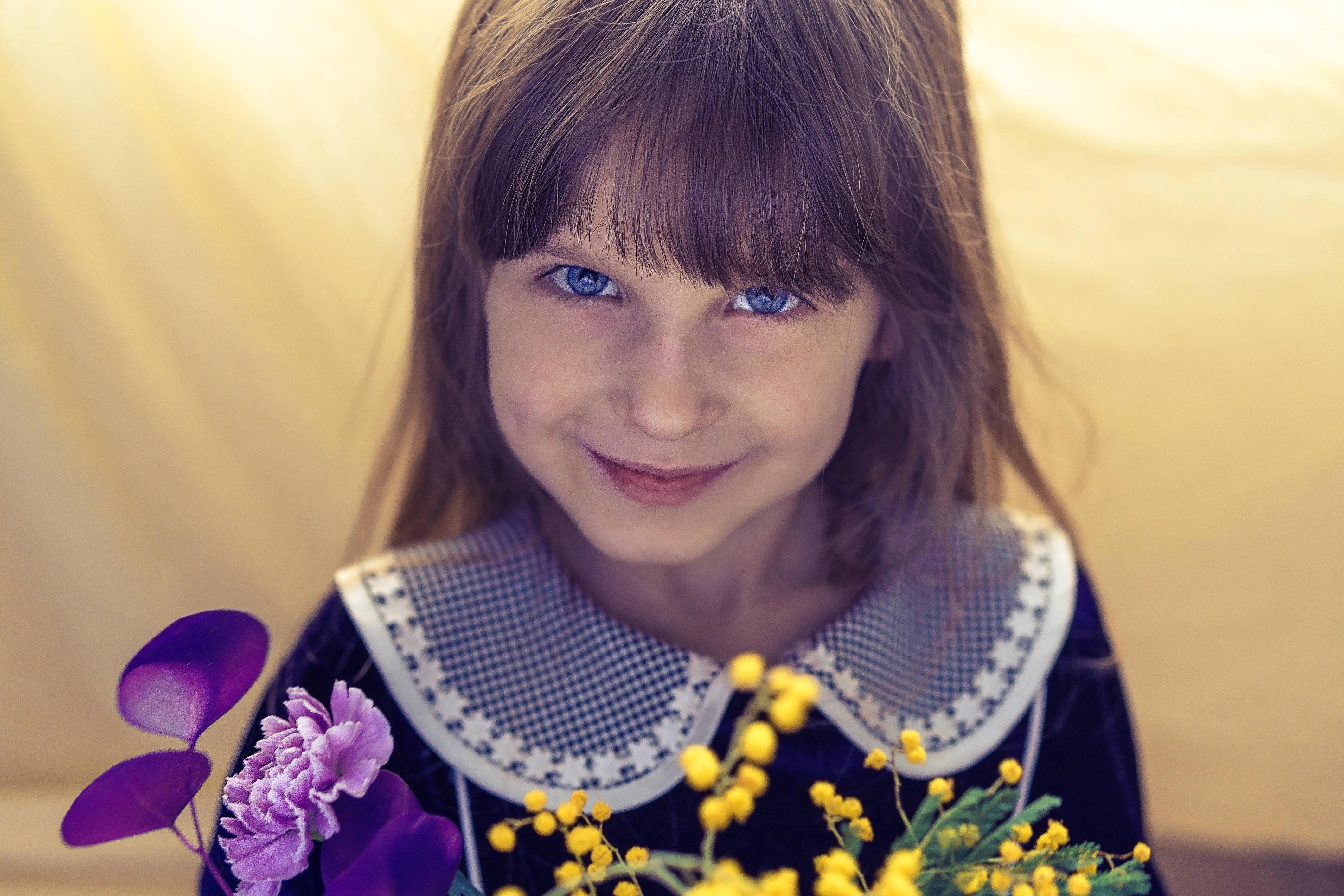 Celebrating Mothers Day with a smile. — 4242x2828 wallpaper