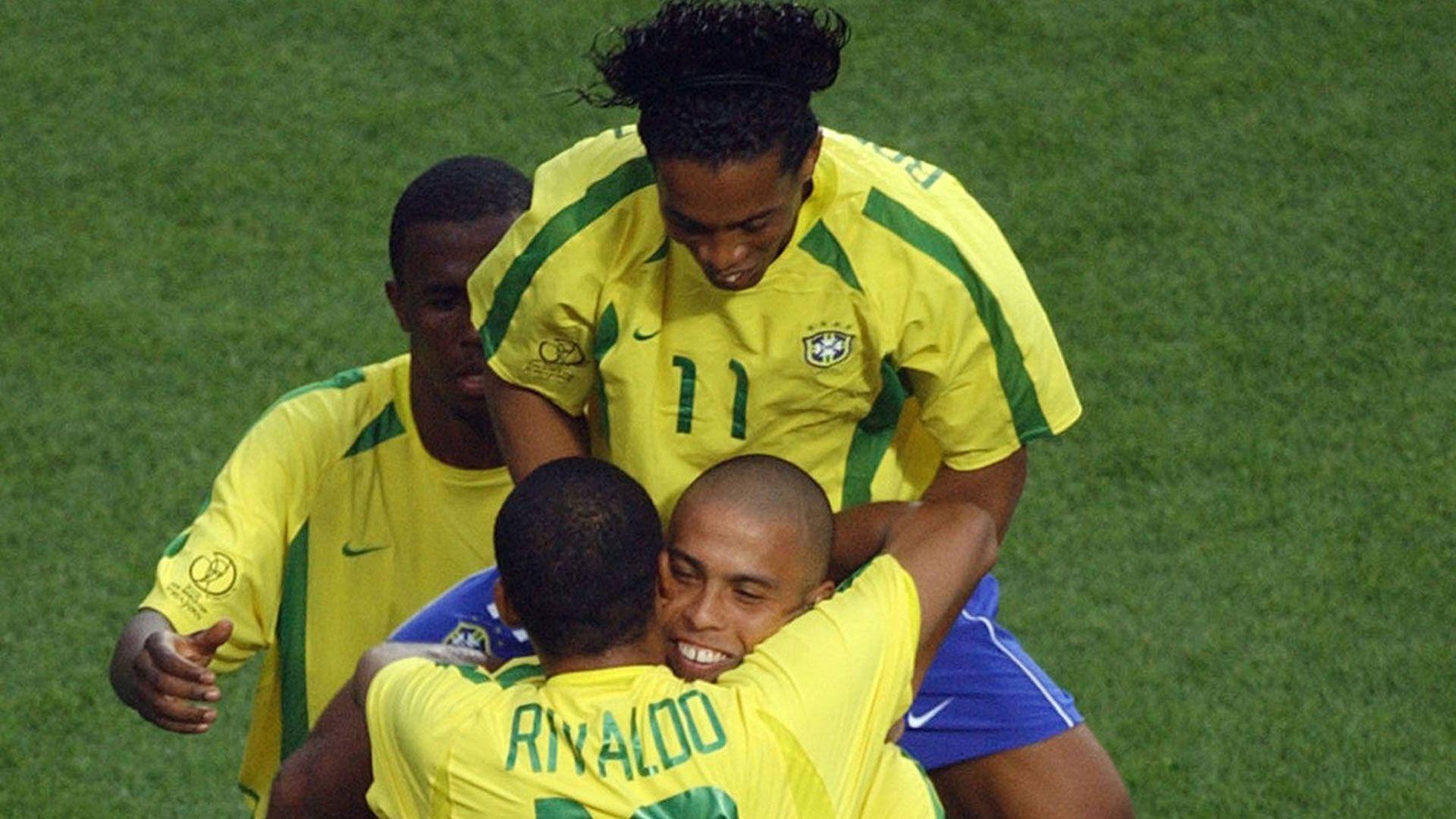 Cheery Winner Ronaldinho — 1920x1080 wallpaper