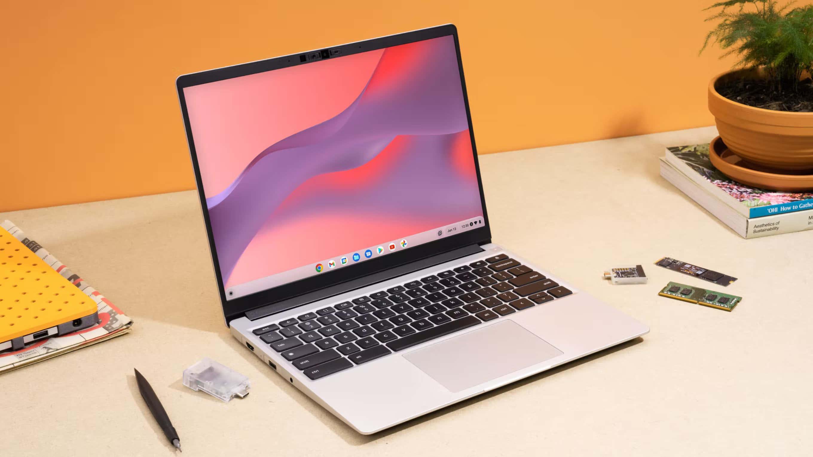 Chromebook pictures — 2720x1530 wallpaper