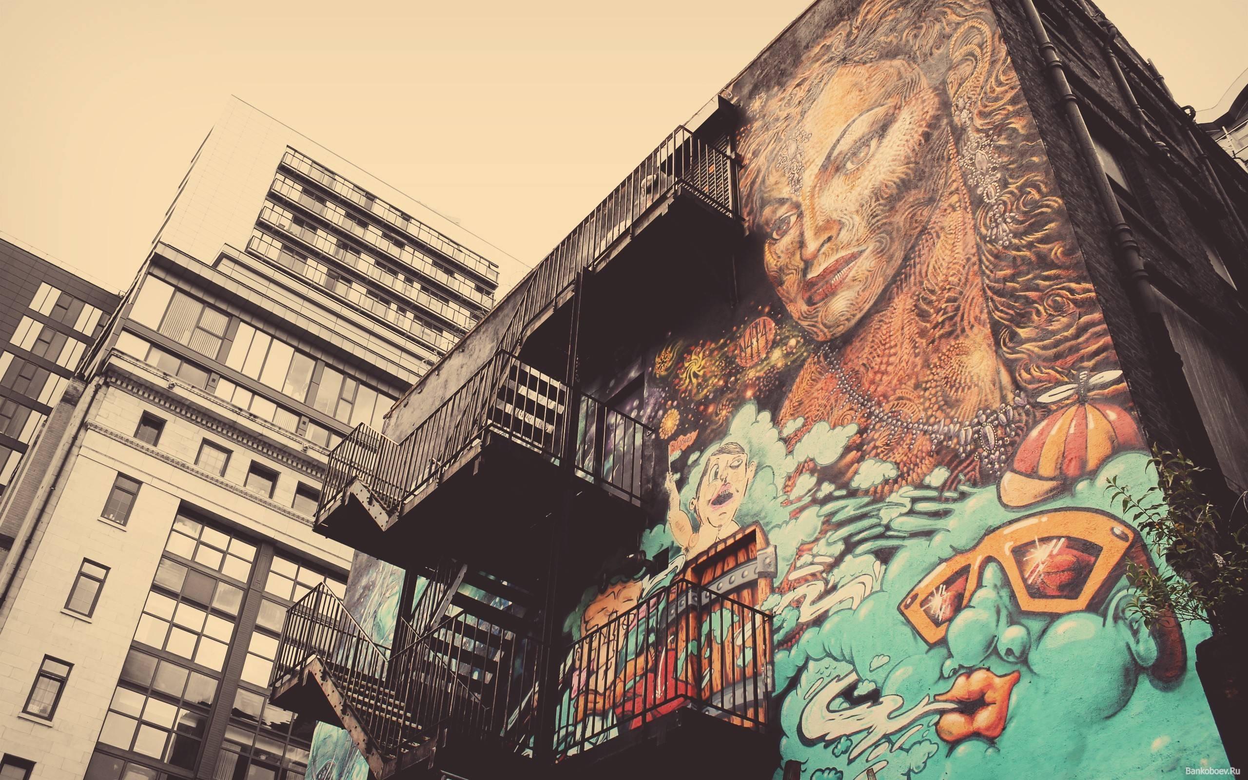 Colorful mural of an urban landscape — 2560x1600 wallpaper