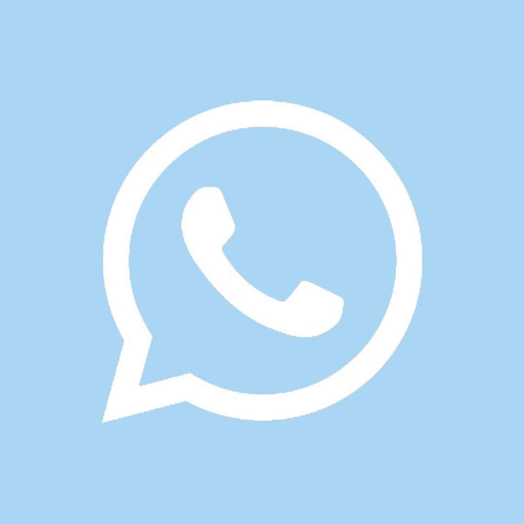 Connecting with friends and family on Whatsapp — 1080x1080 wallpaper