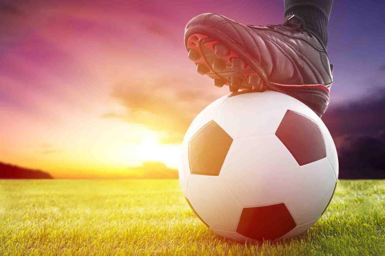 Cool Soccer Ball Sunset Background — 1350x900 wallpaper
