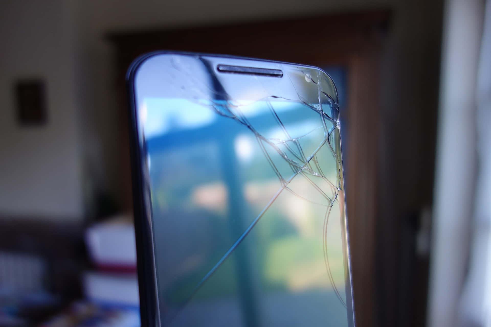 Cracked Screen pictures — 1920x1280 wallpaper