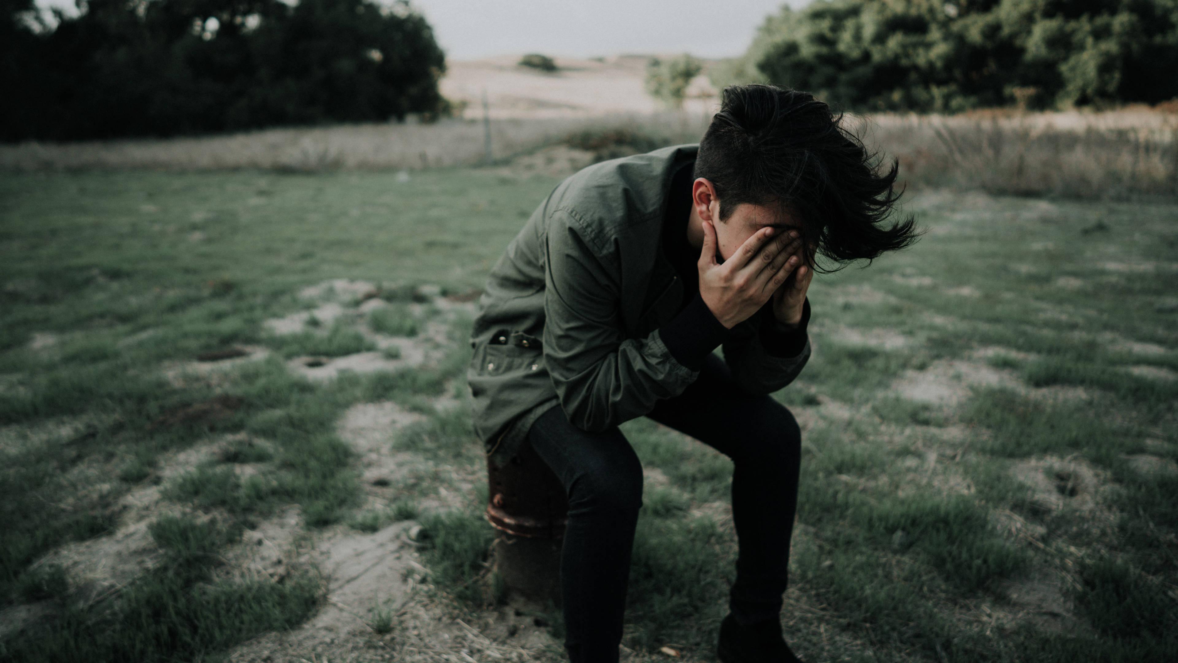 Crying Sad Boy — 3840x2160 wallpaper