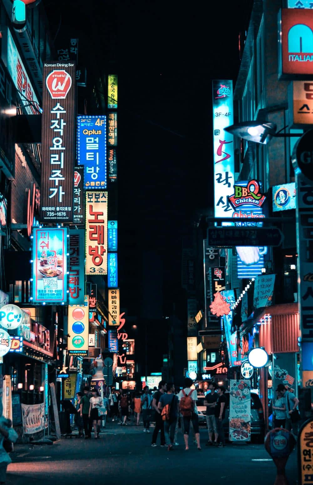 Dark Aesthetic Blue Neon City Picture — 1000x1551 wallpaper
