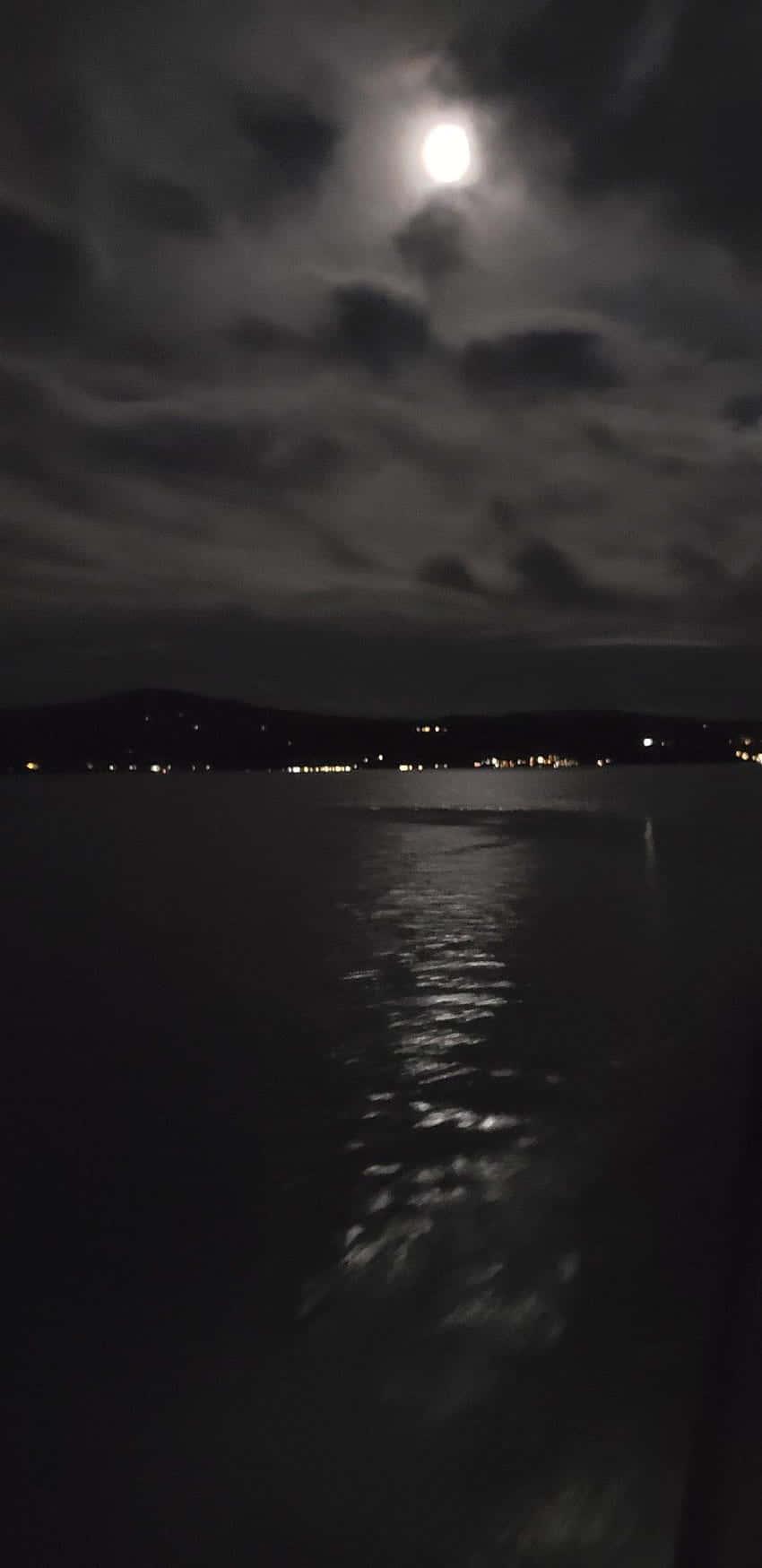 Dark Aesthetic Night Ocean Picture — 850x1749 wallpaper