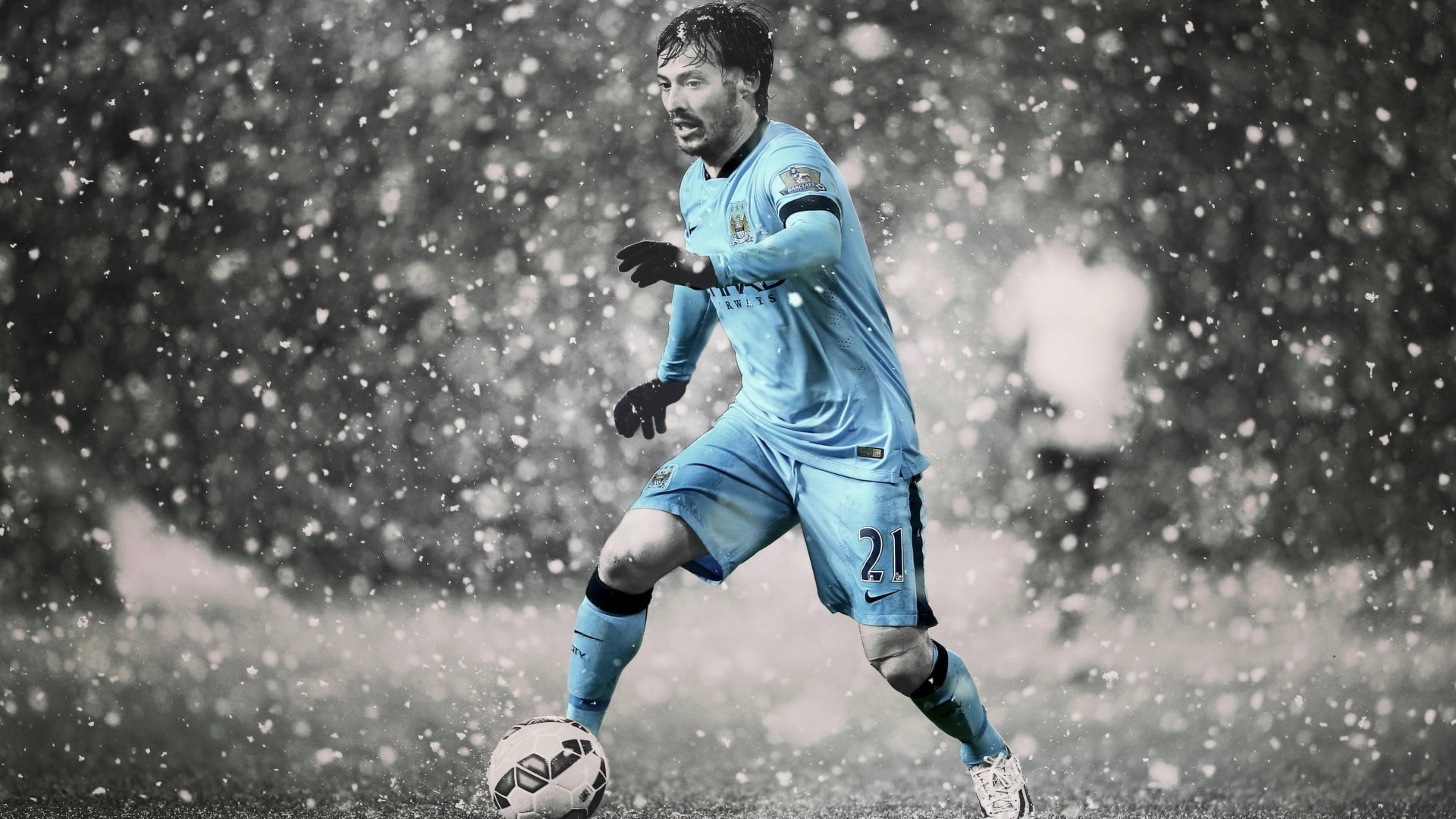 David Silva of Manchester City dribbles past his opponents — 5120x2880 wallpaper