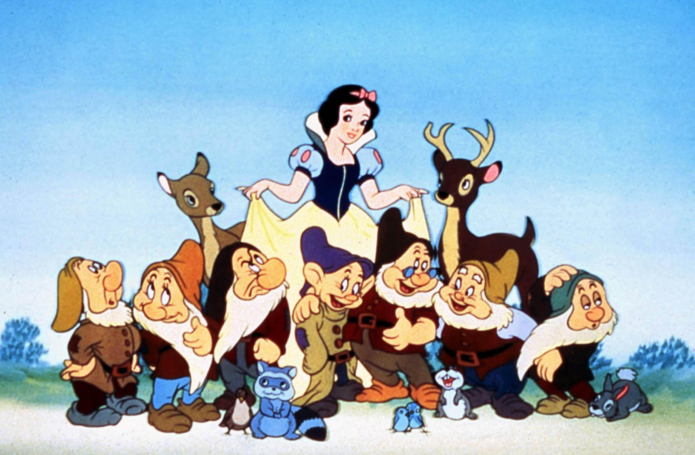 Disney Princess Snow White And Friends — 2330x1526 wallpaper