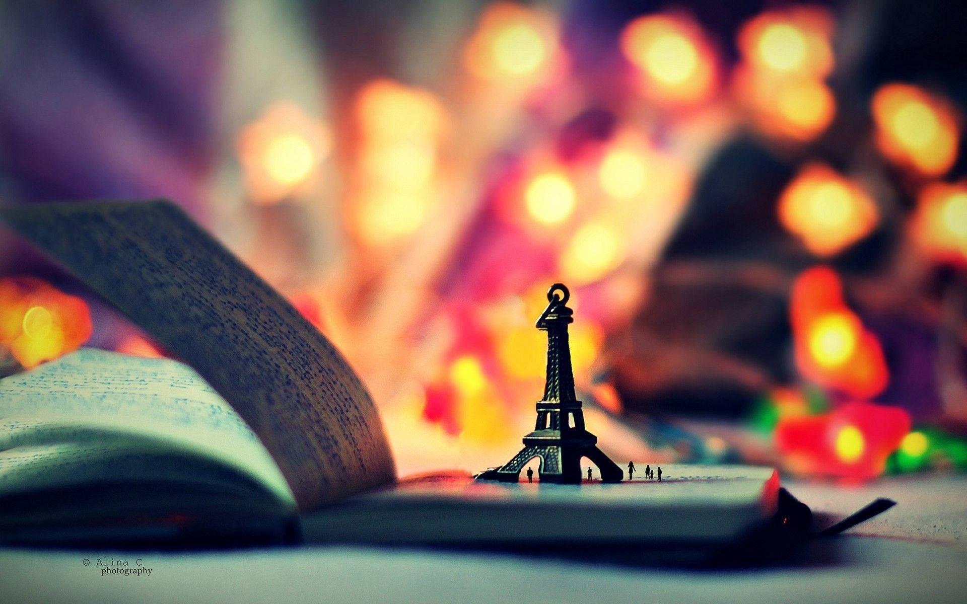 Eiffel Book Laptop Macro — 1920x1200 wallpaper