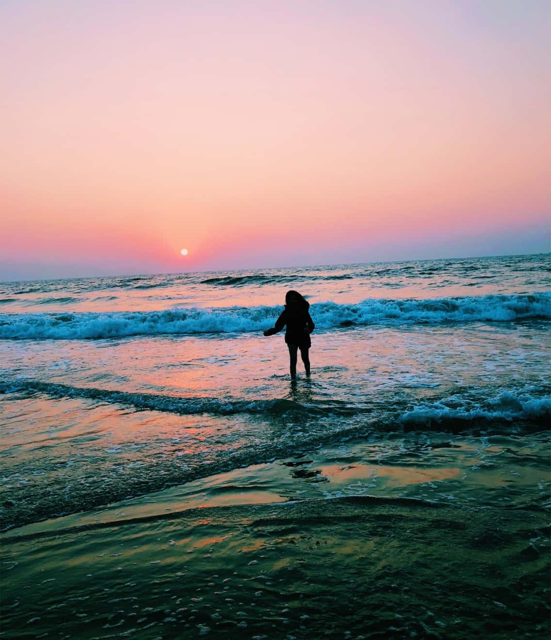 Enjoy the beauty of summer outdoors! — 1136x1319 wallpaper