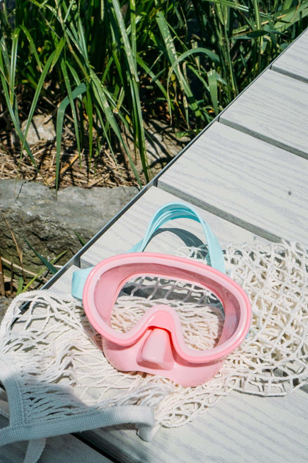 Enjoy the last days of summer in style — 1066x1600 wallpaper