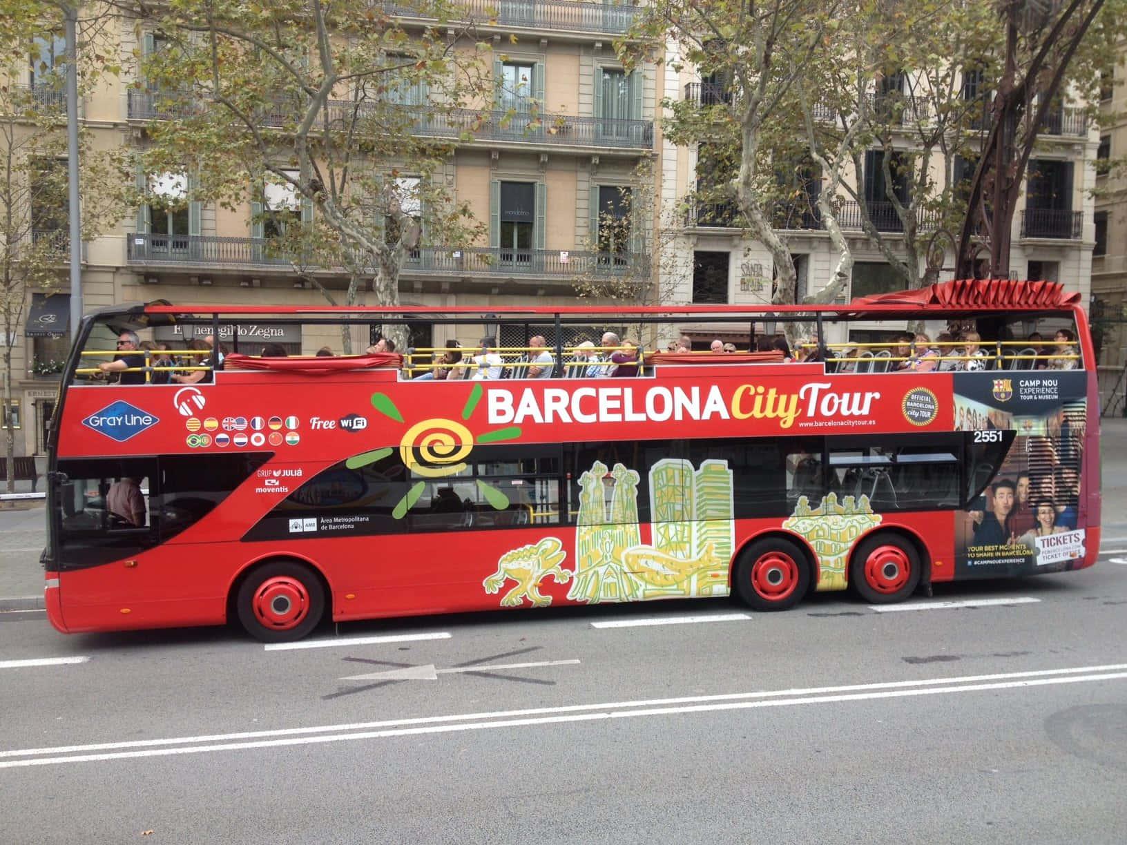 Enjoying beautiful Barcelona, Spain — 1632x1224 wallpaper