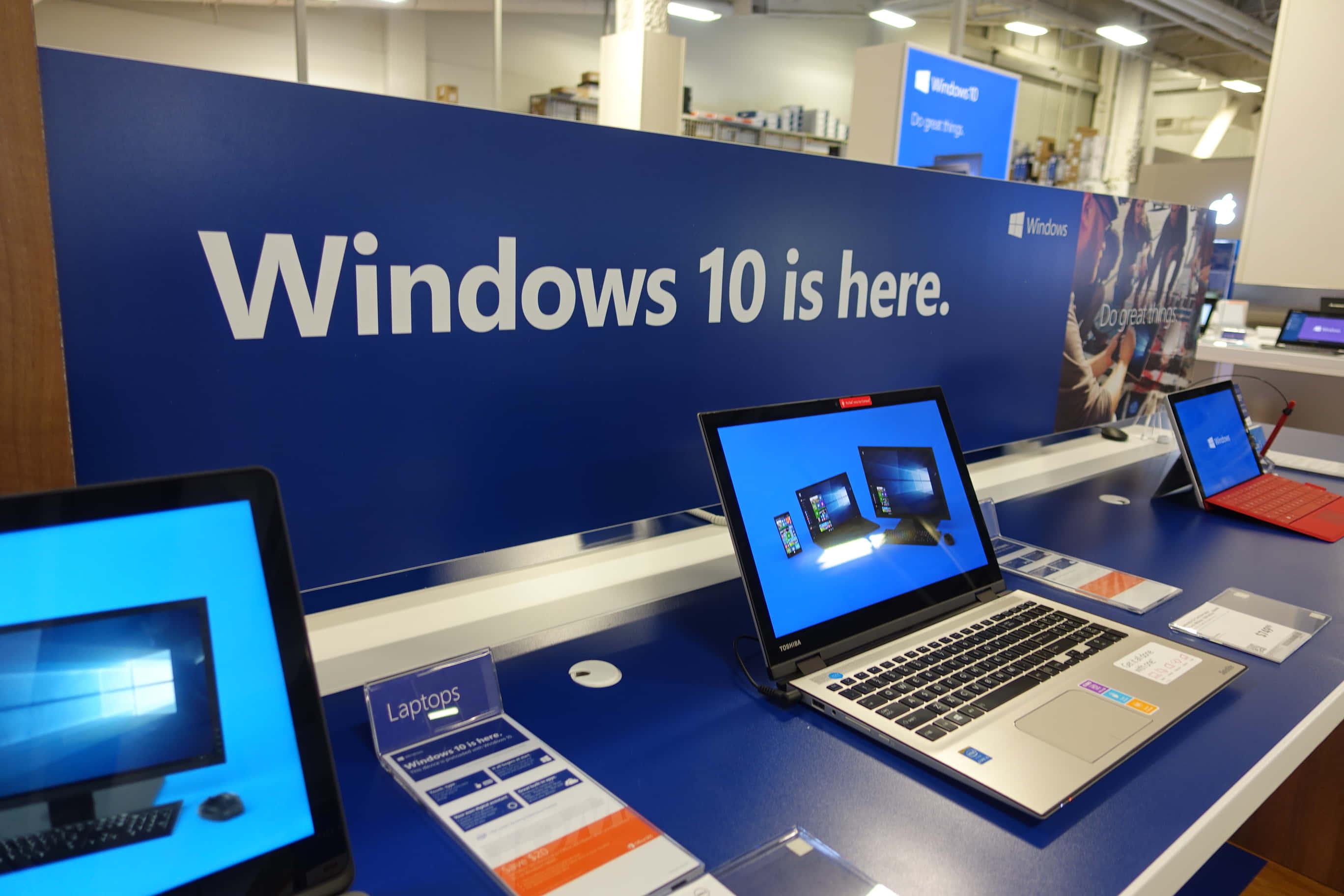 Explore the power of switch with Windows — 2736x1824 wallpaper