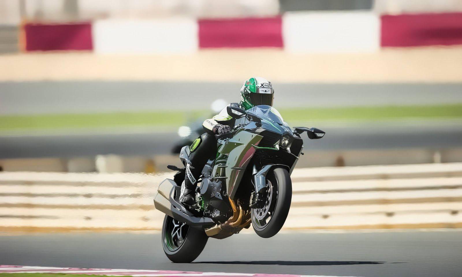 Focus Shot Of Man Riding Kawasaki H2r — 1600x960 wallpaper