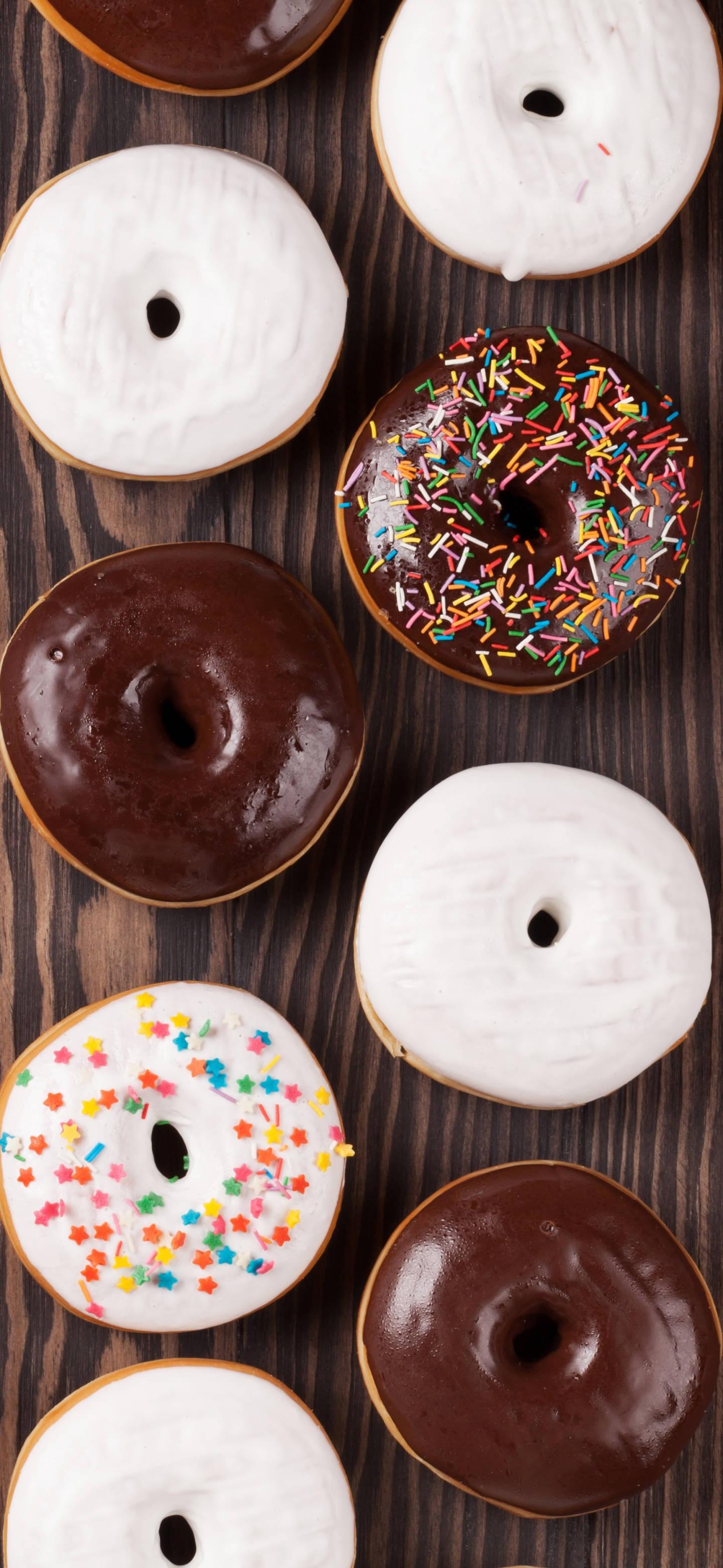 Food Doughnuts iPhone 13 Pro — 1440x3120 wallpaper