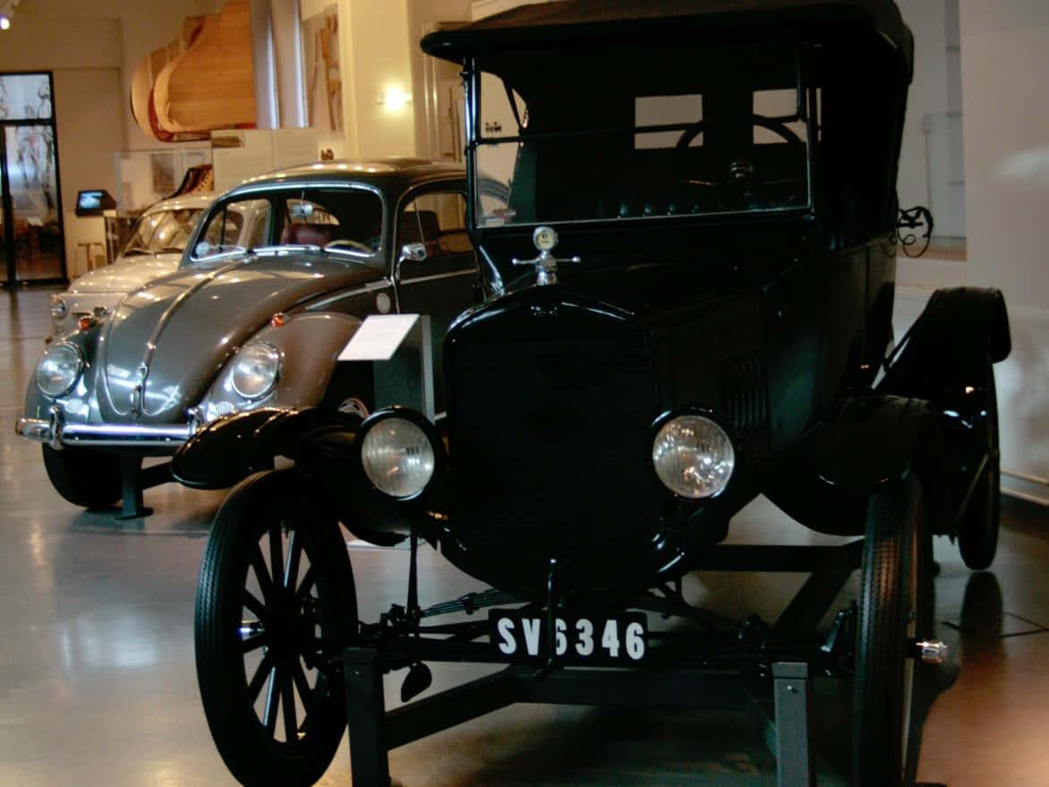 Ford Model T Car Picture — 1172x879 wallpaper