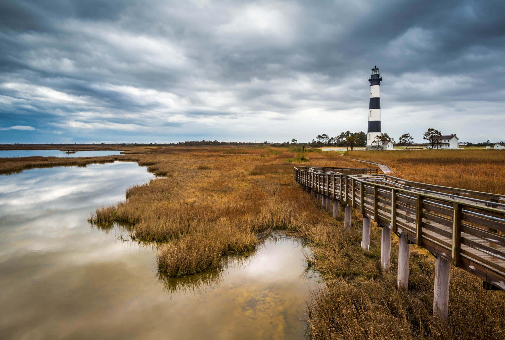 Get lost in the charm of the Outer Banks — 2048x1379 wallpaper