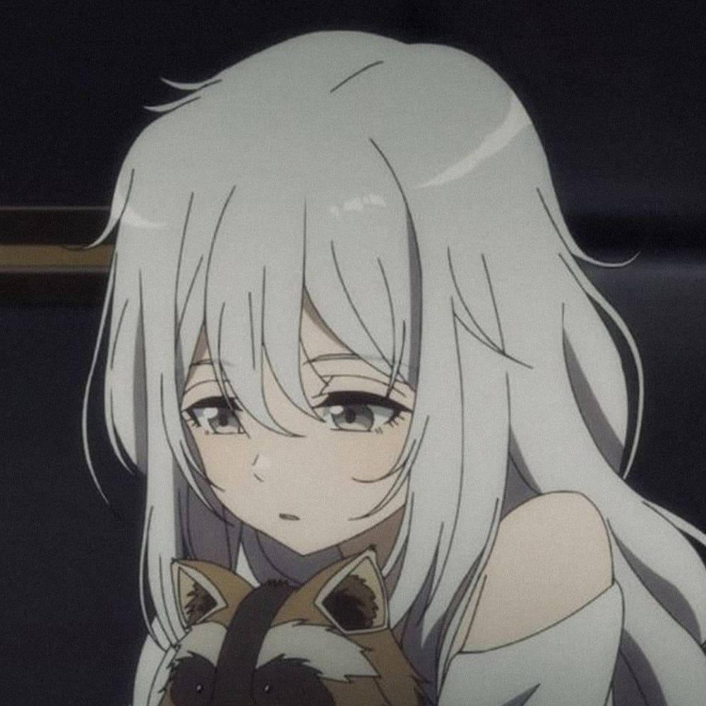 Girl With Racoon Sad PFP — 1000x1000 wallpaper