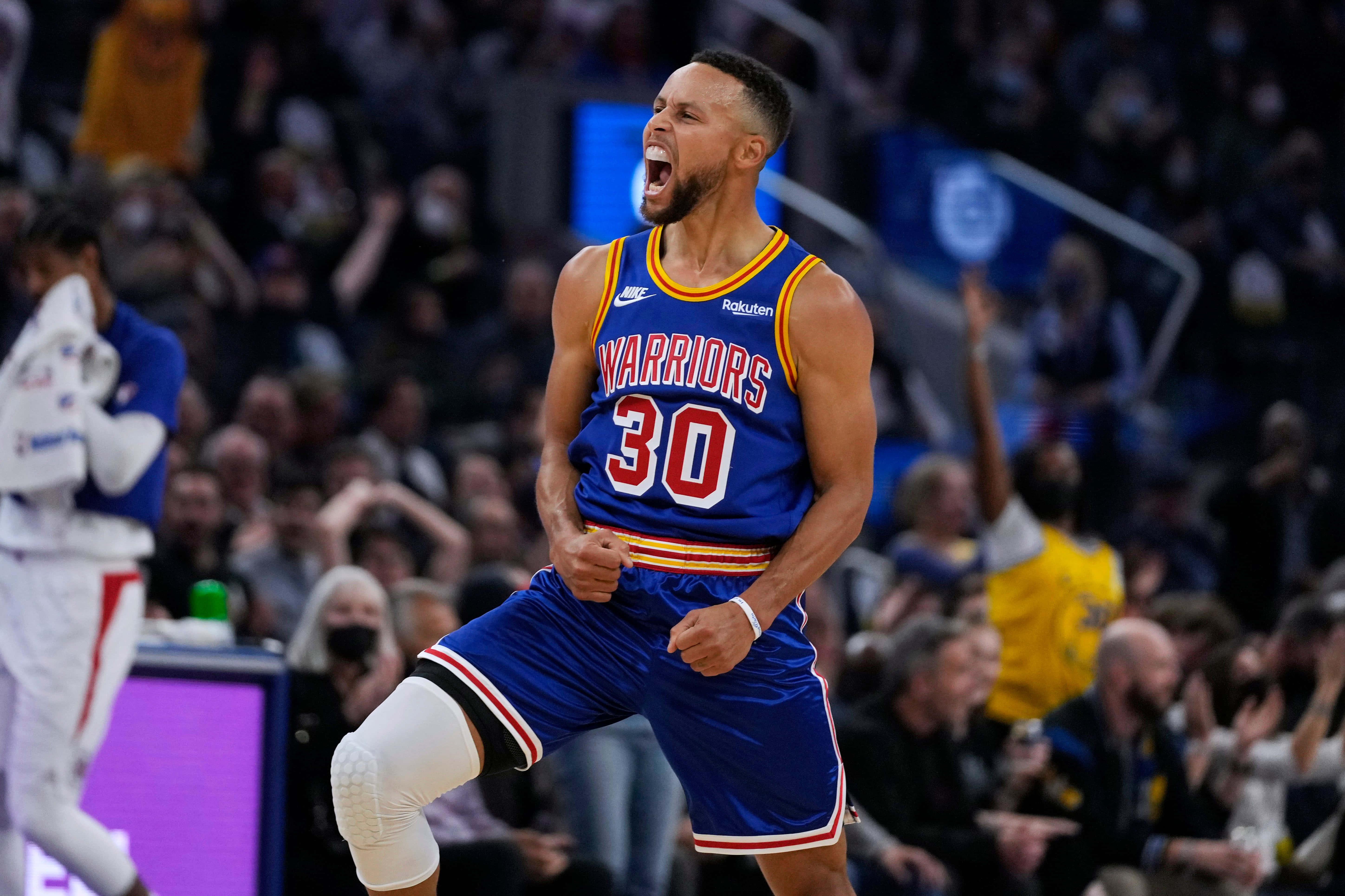 Golden State Warriors' Stephen Curry Sets Off Celebrations After Making a Three Pointer. — 5793x3862 wallpaper