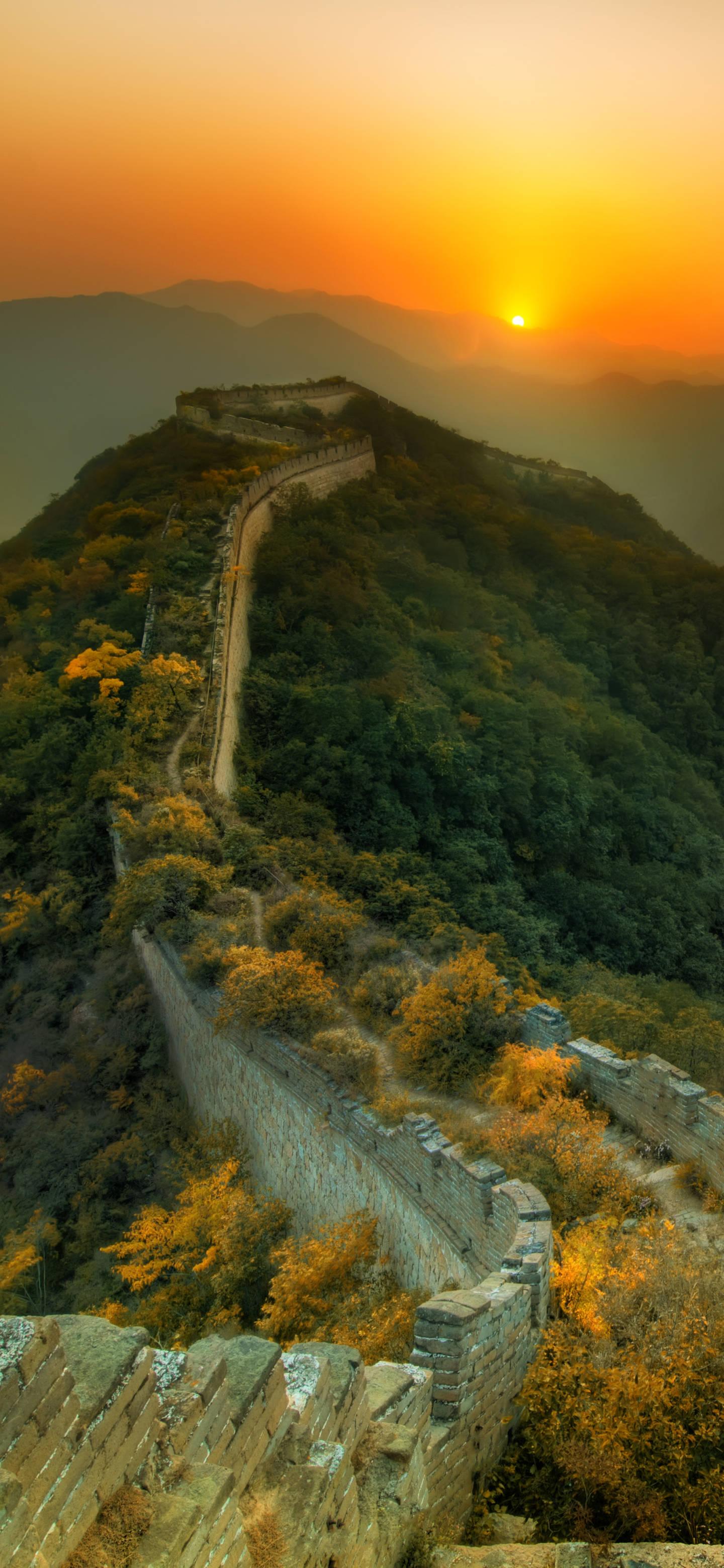 Great Wall iPhone 13 Pro — 1440x3120 wallpaper