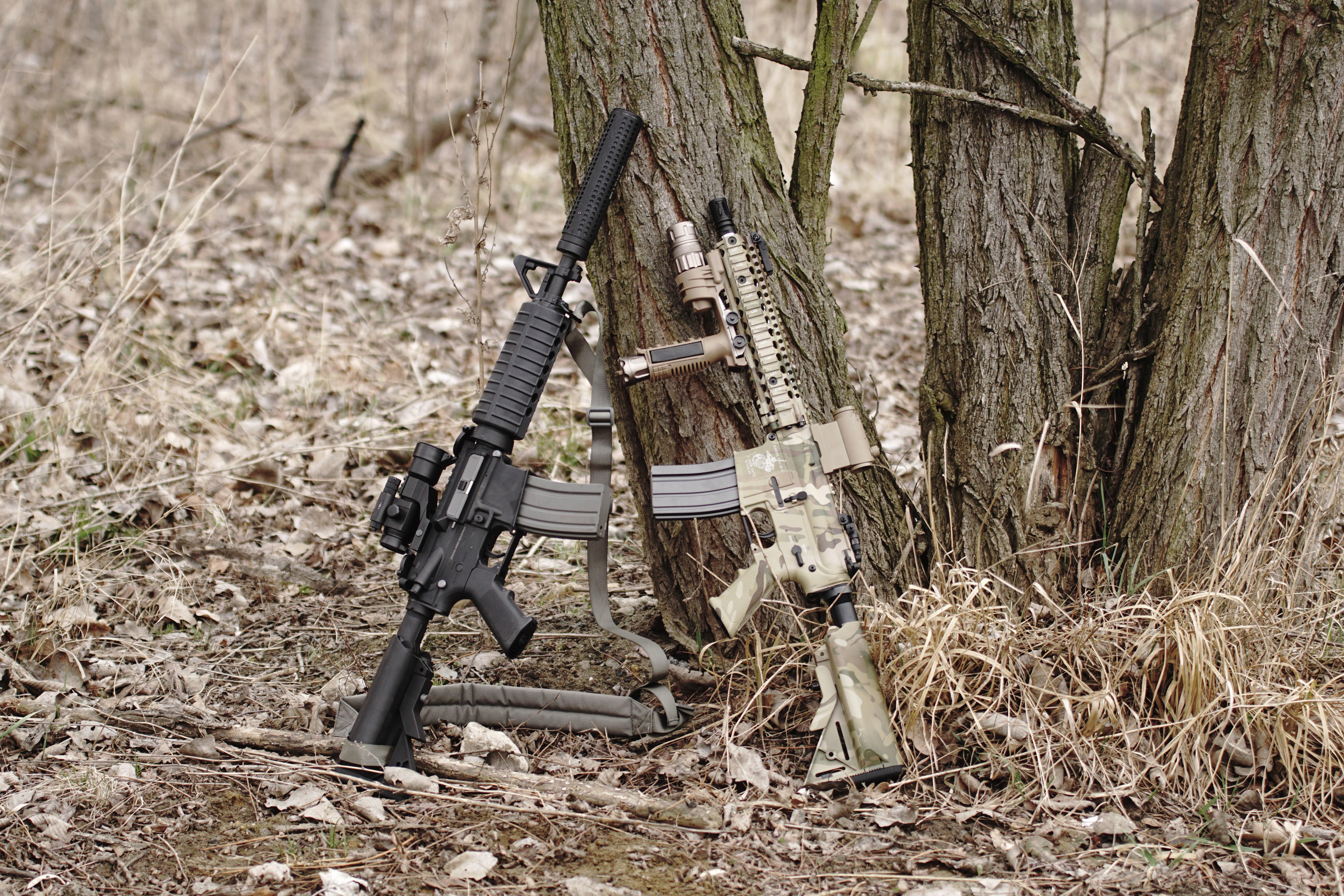 Guns On Tree — 6000x4000 wallpaper
