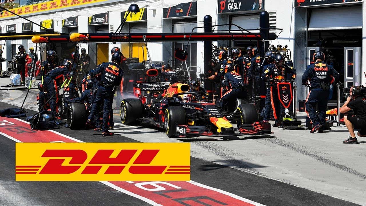 Hamilton v Vettel on the track during an almighty F1 duel — 1280x720 wallpaper