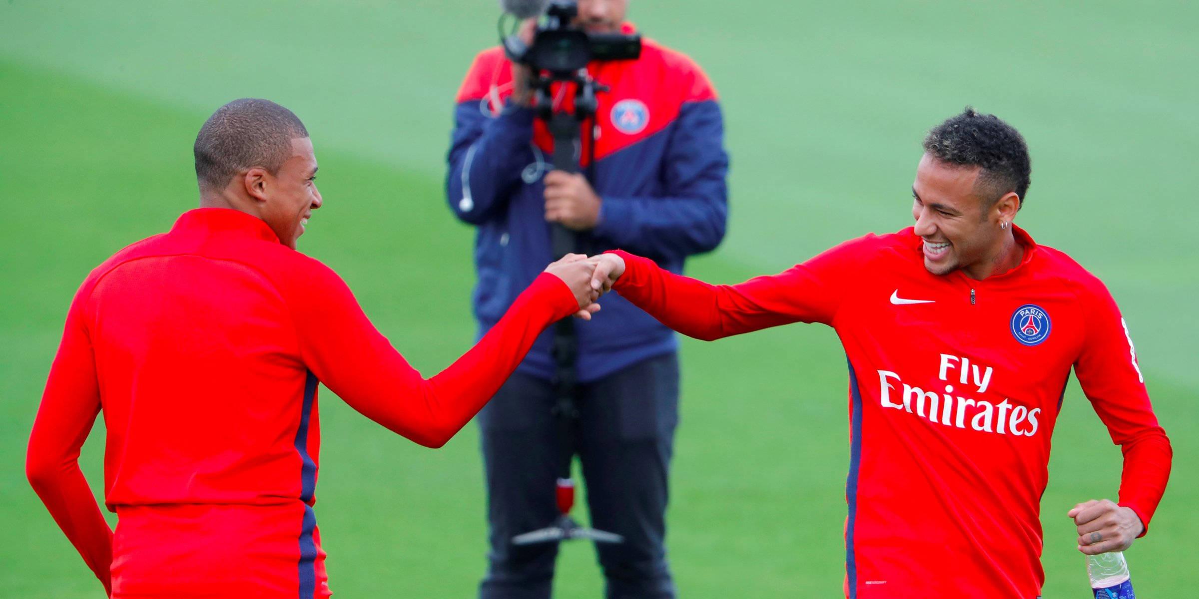 Happy Kylian Mbappe And Neymar — 2400x1200 wallpaper