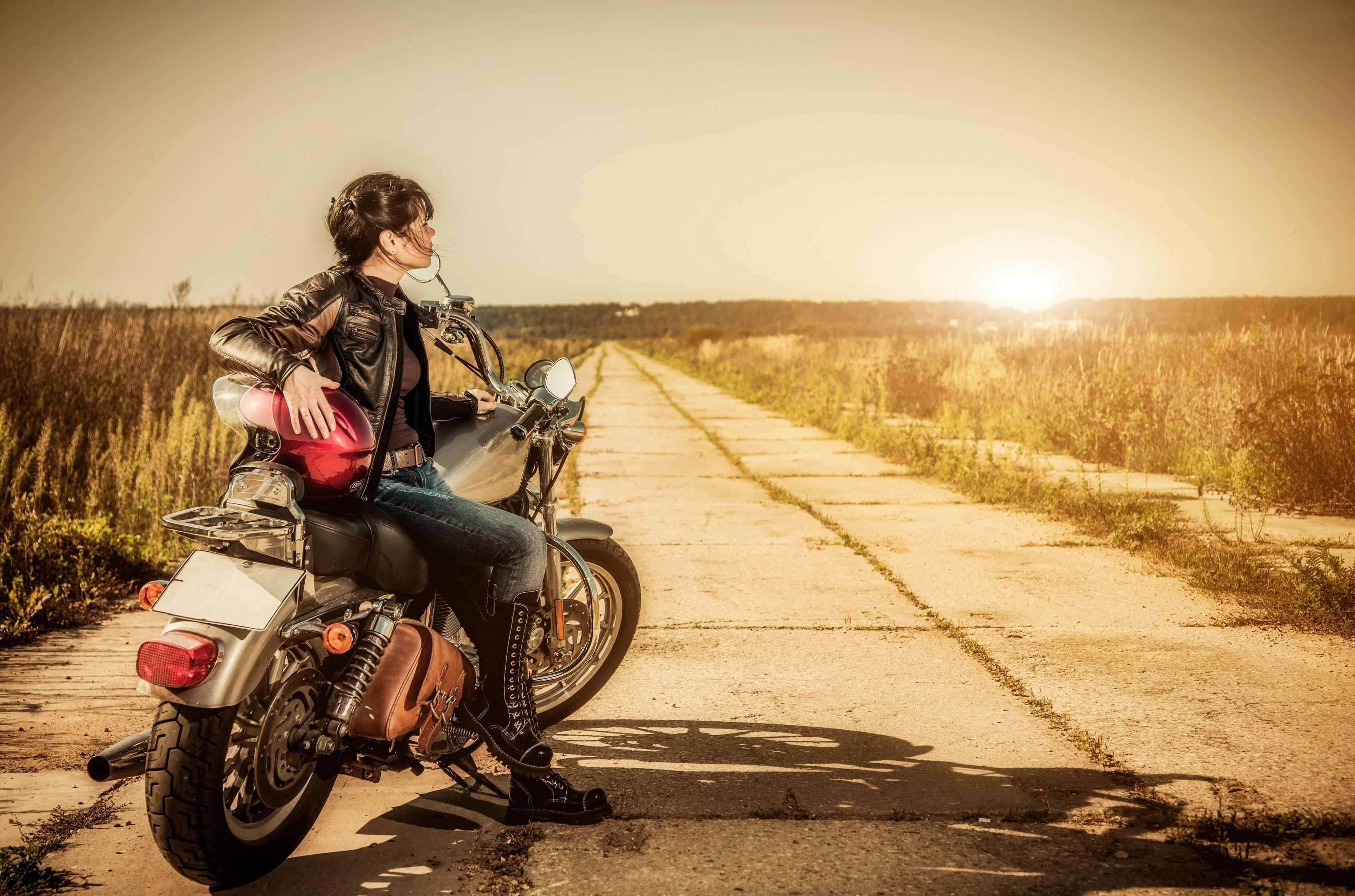 HD Beautiful Woman-Vintage Motorcycle — 3800x2514 wallpaper