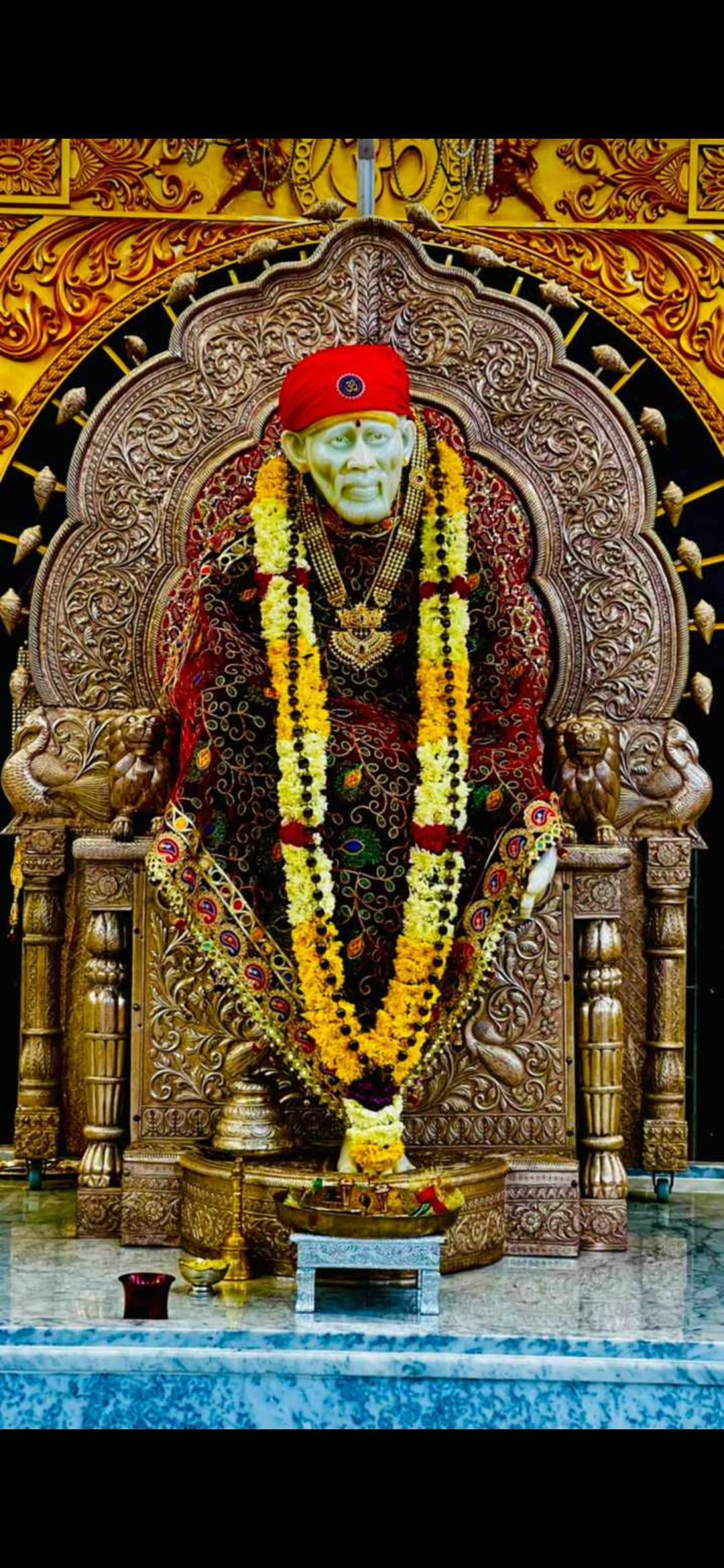 Hindu Shrine Of Sai Baba Phone — 1080x2340 wallpaper