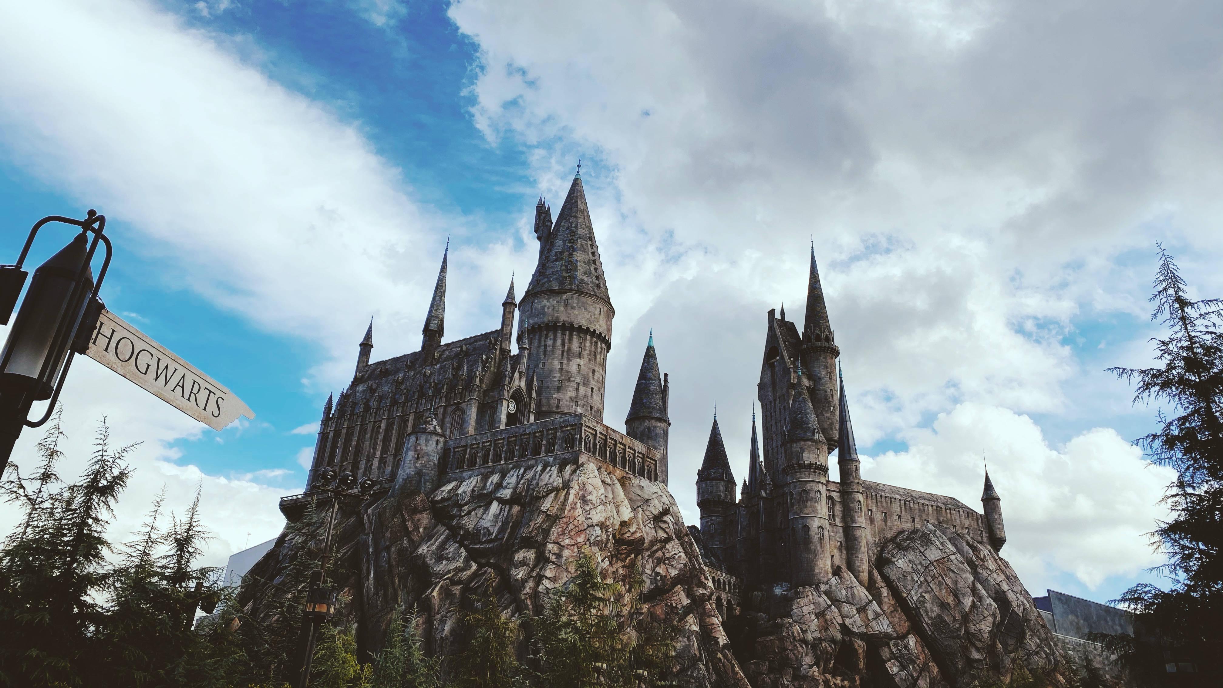 Hogwarts School of Witchcraft and Wizardry – Home of Harry Potter — 4032x2268 wallpaper