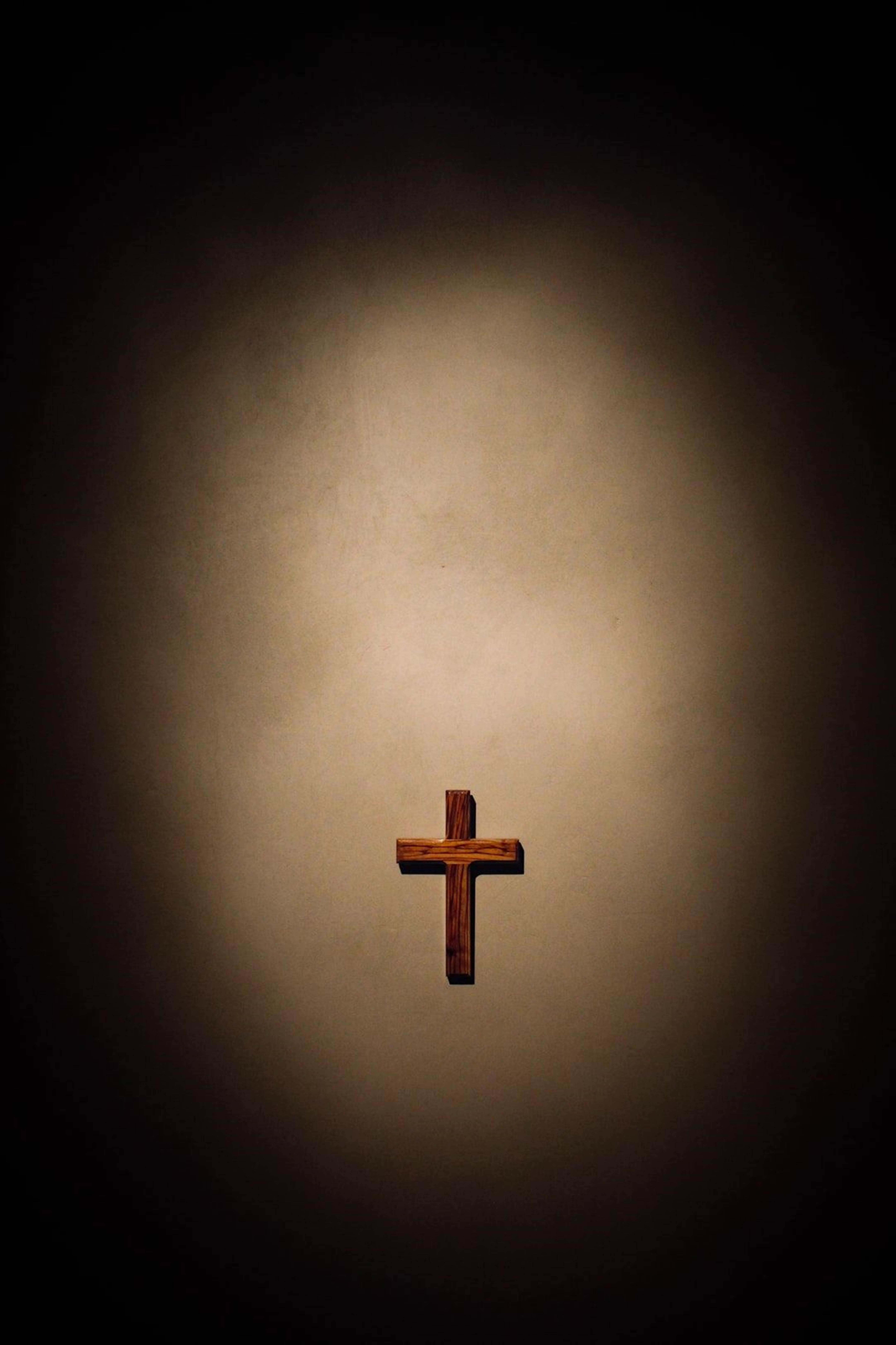 Holy Cross Of Jesus 4K iPhone — 5780x8670 wallpaper
