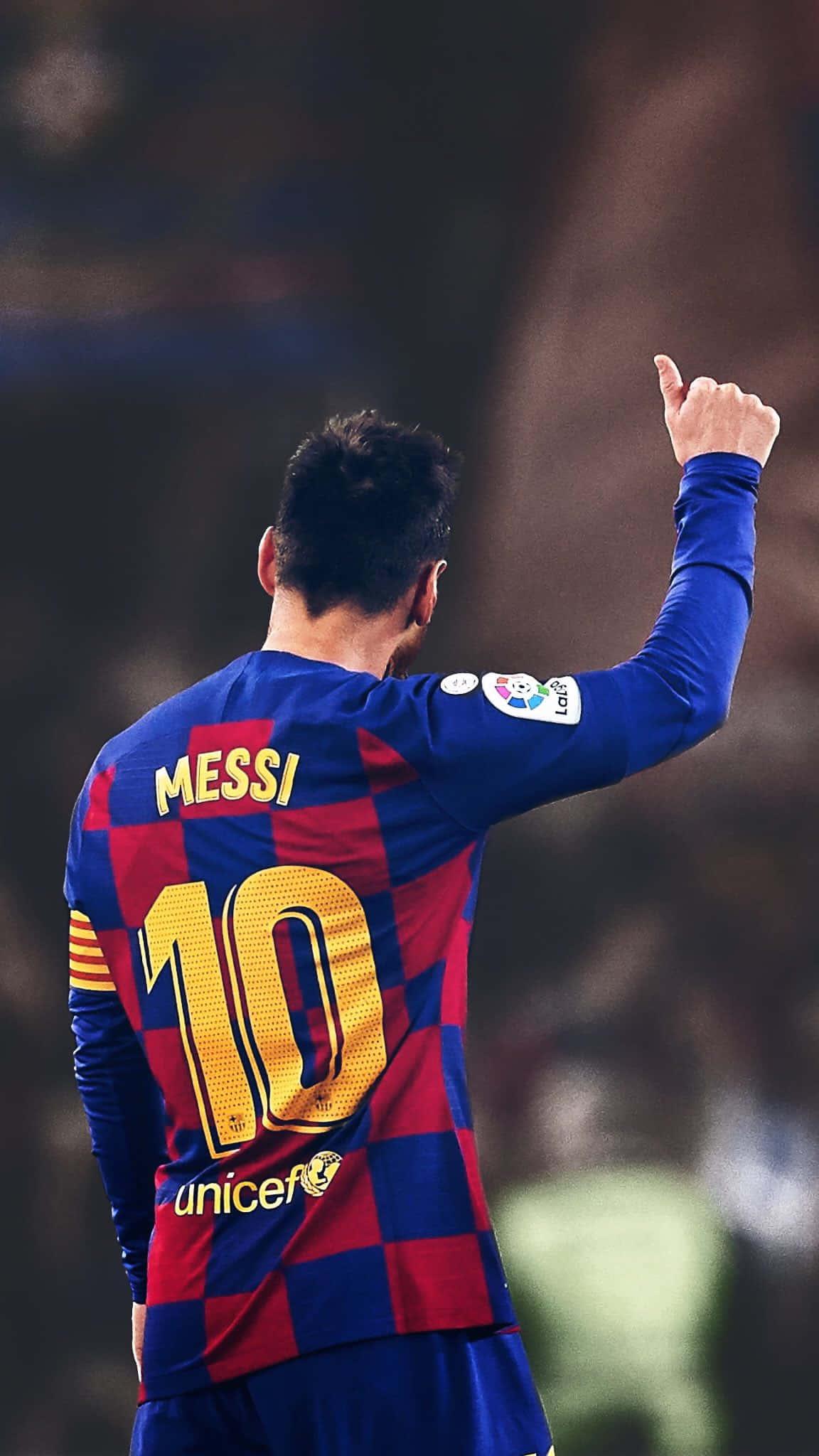 Image 'Lionel Messi, King of Football' — 1152x2048 wallpaper