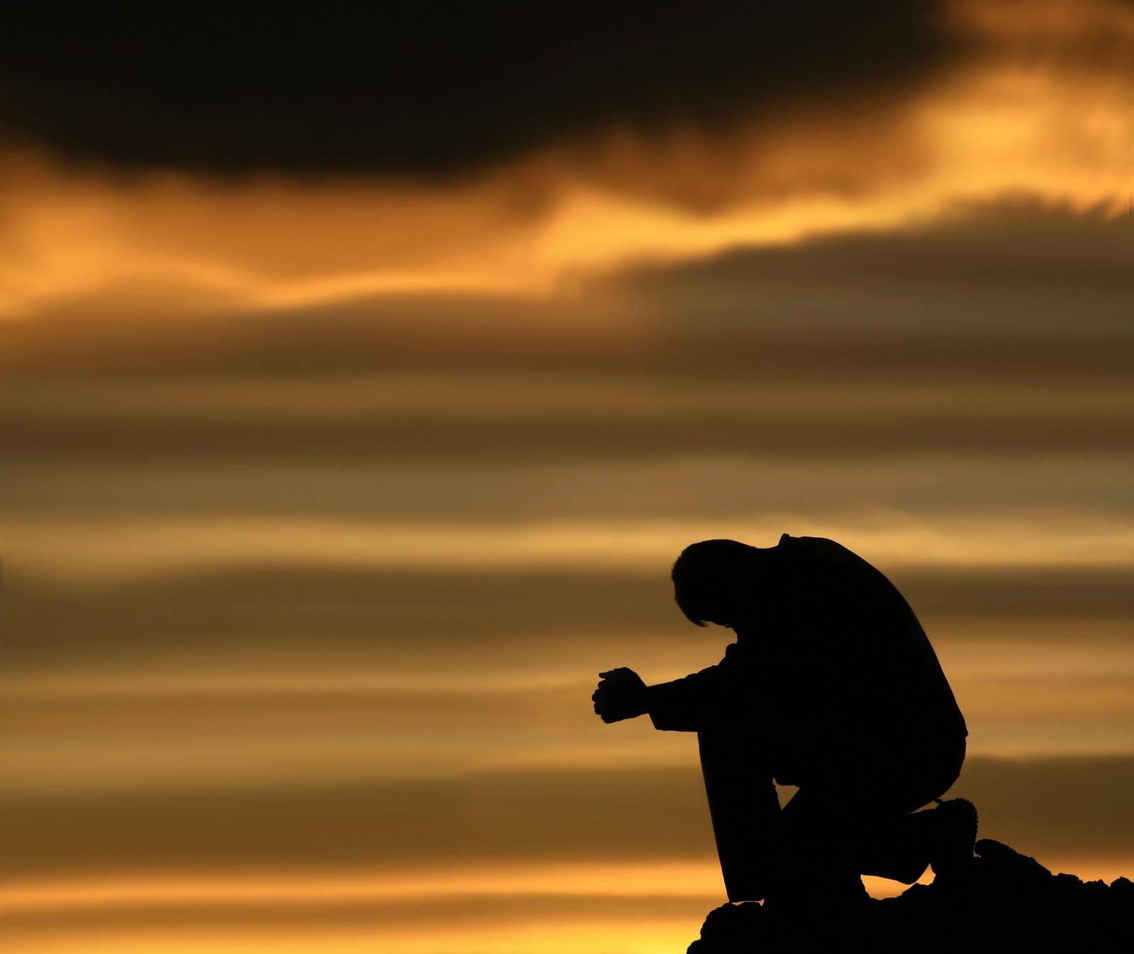Image Of Alone Boy Praying — 1600x1346 wallpaper