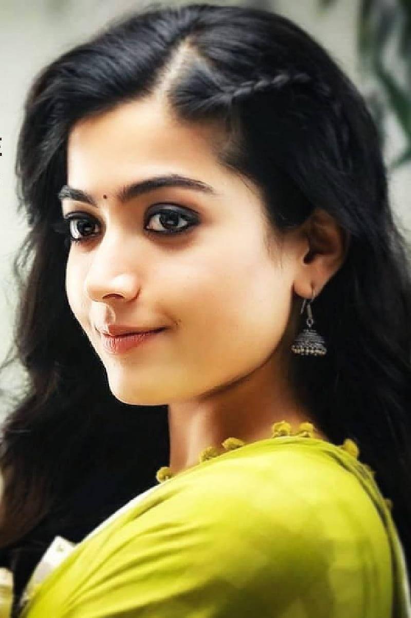 Indian Heroine Rashmika Mandanna — 800x1203 wallpaper
