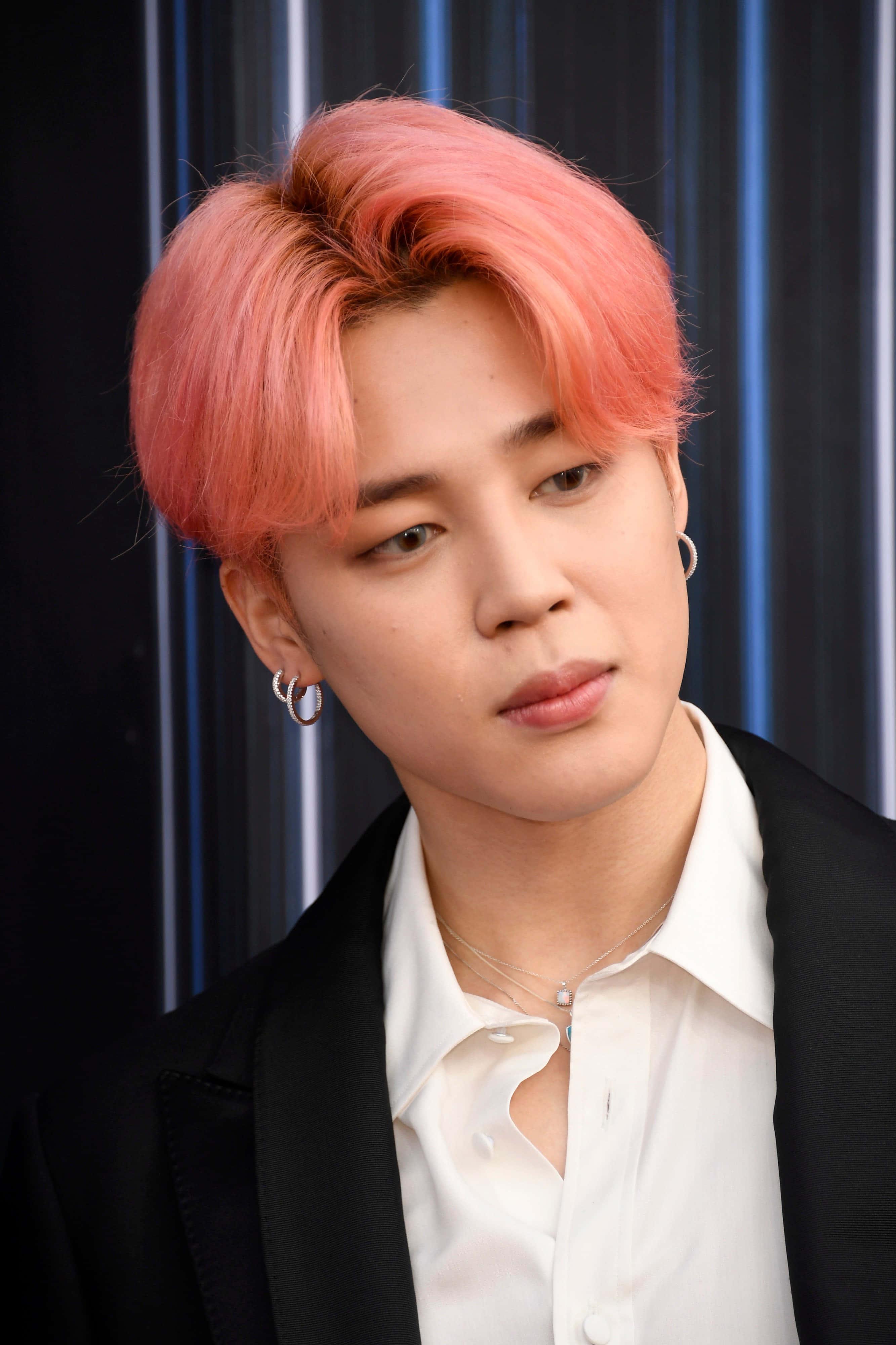 Jimin looks absolutely stunning in this red suit — 2666x4000 wallpaper