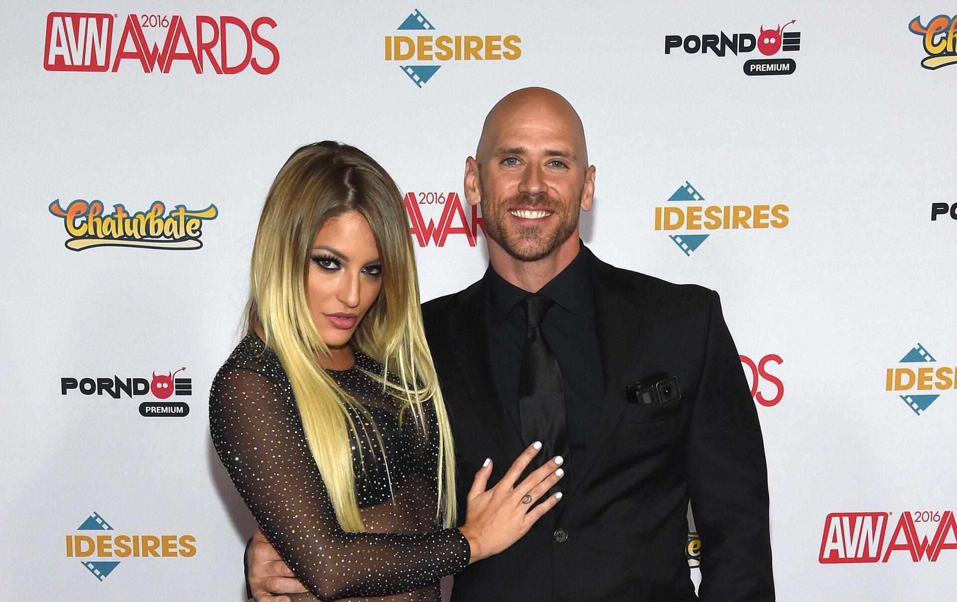 Johnny Sins Posing At AVN Awards — 1920x1208 wallpaper