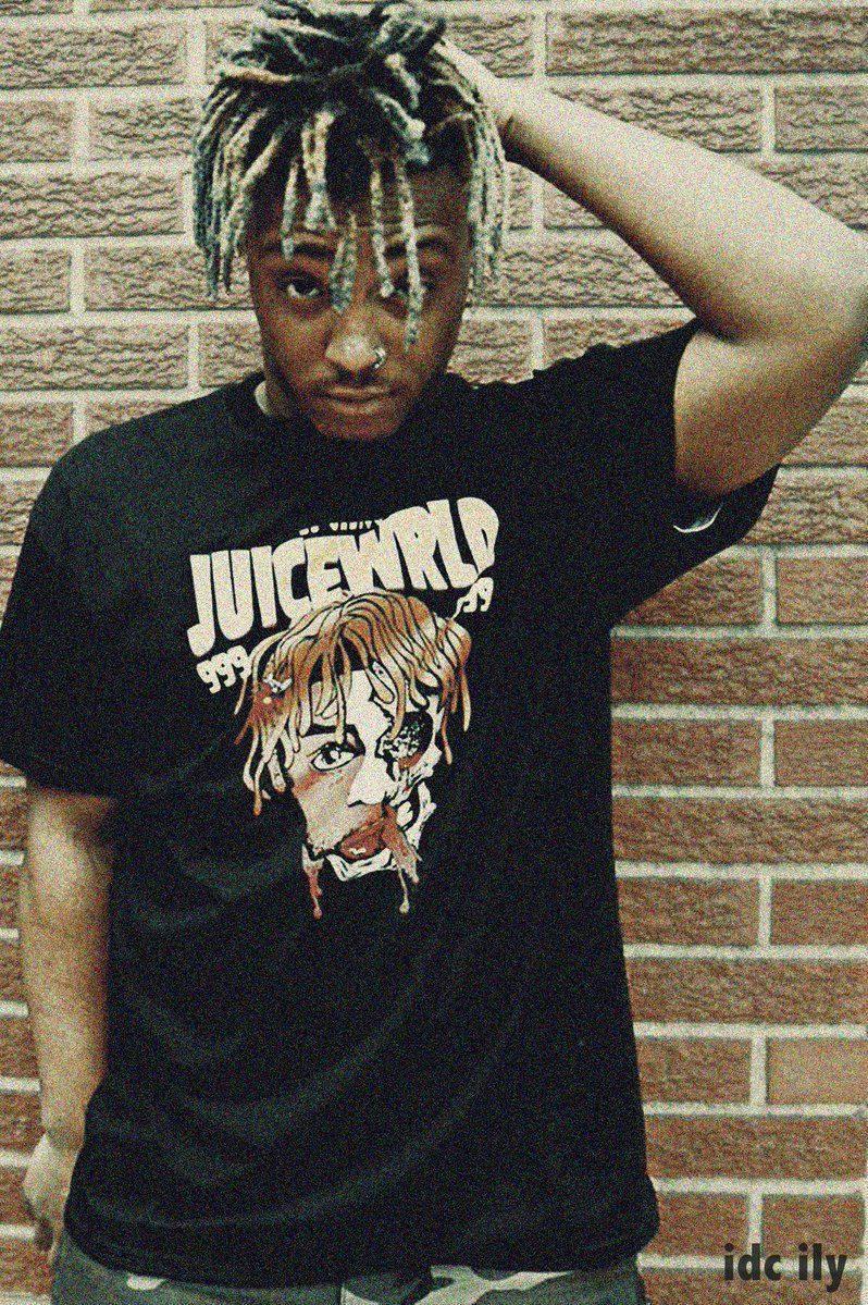 Juice Wrld in deep thought — 798x1199 wallpaper