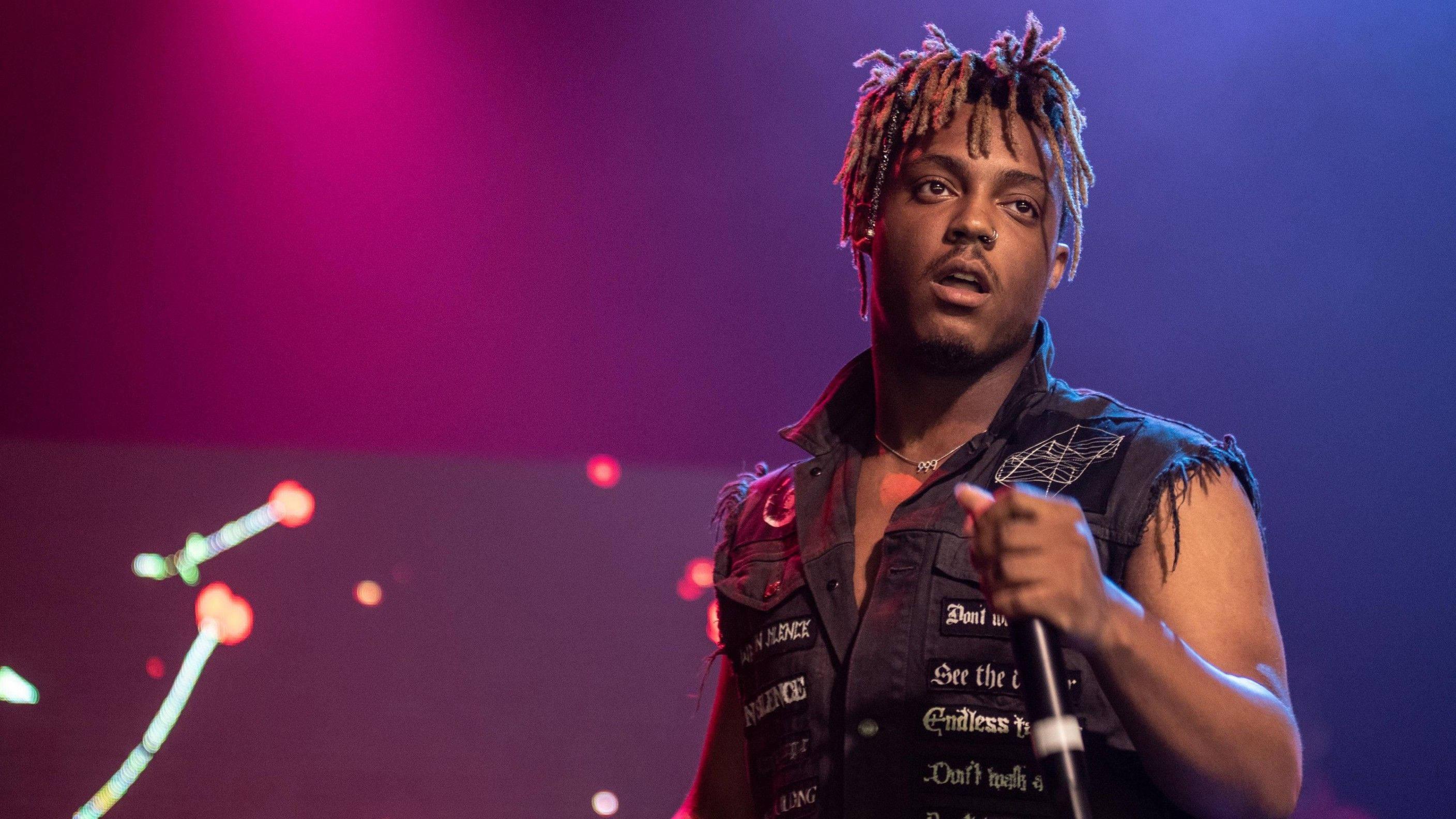 Juice Wrld takes the stage — 2816x1584 wallpaper