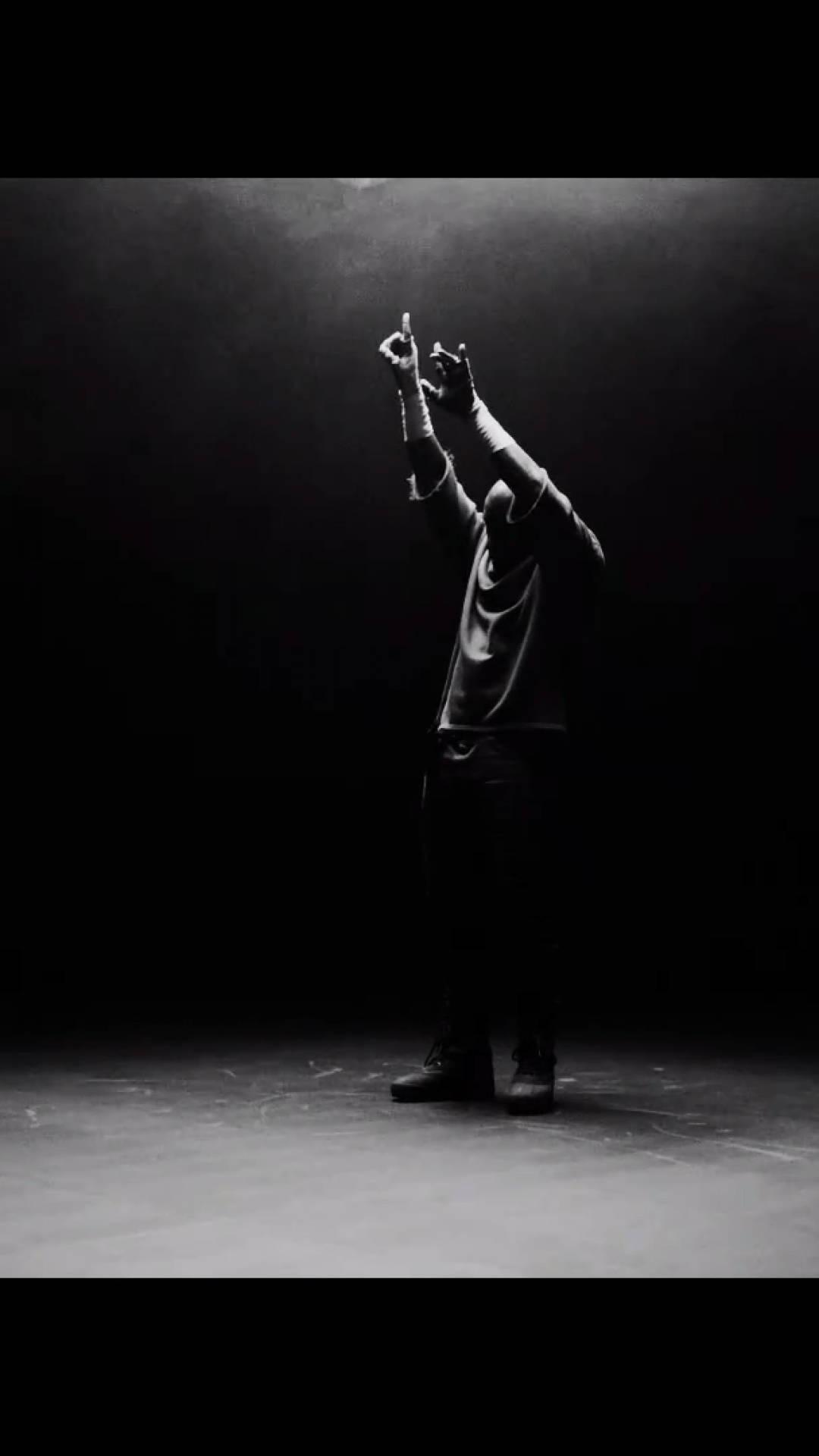 Kanye West Black And White Stage — 1080x1920 wallpaper