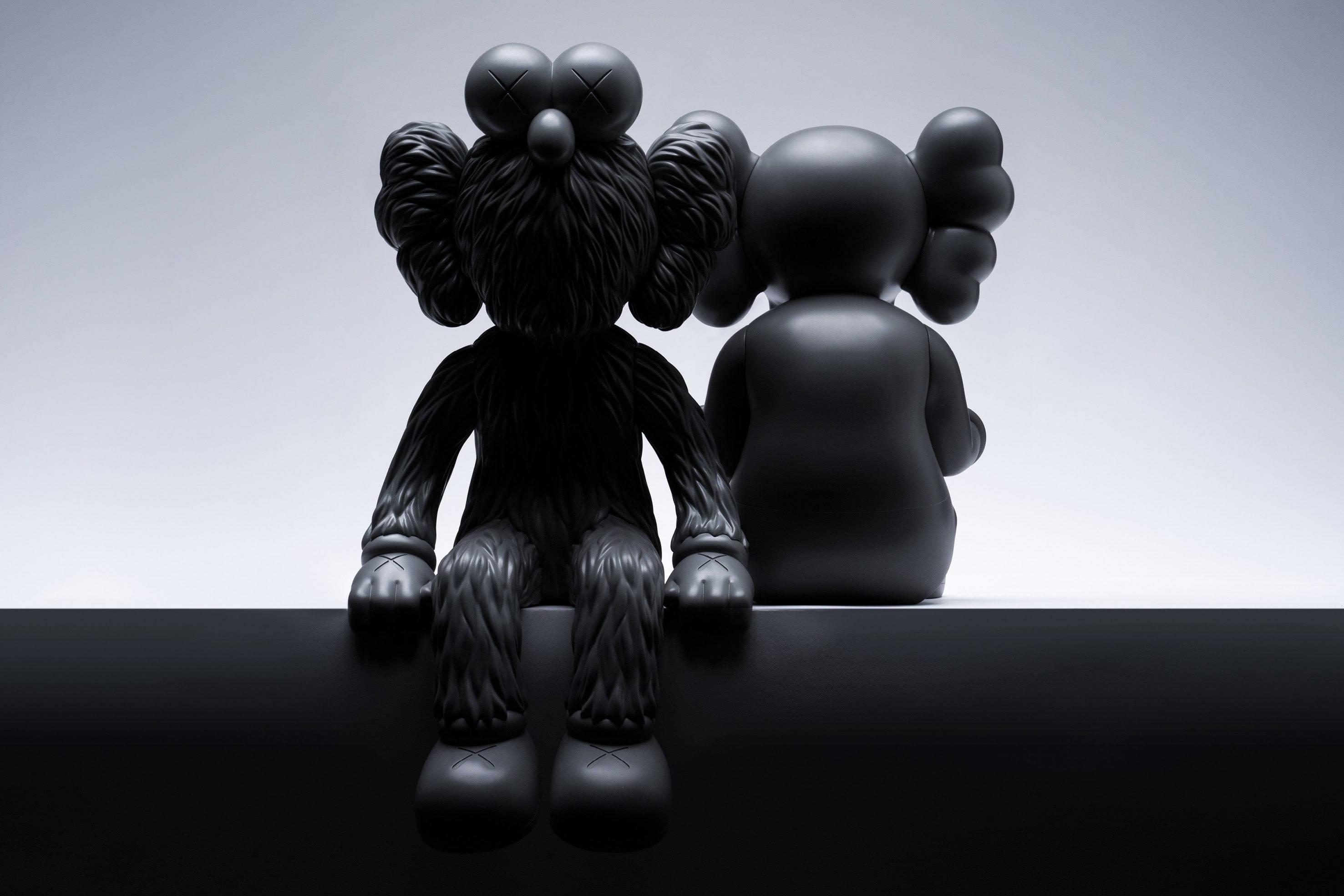 KAWS Seeing/Watching — 2953x1969 wallpaper