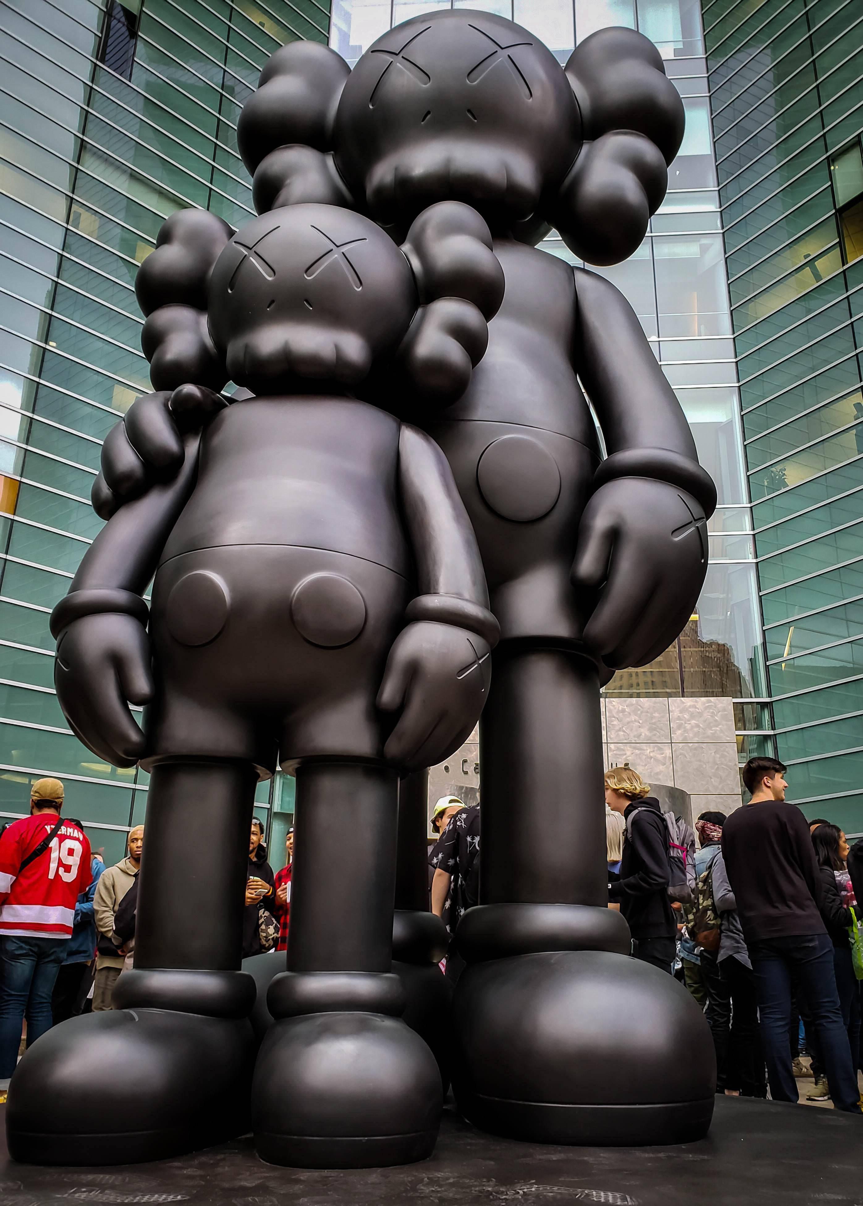 Kaws Statue In Detroit City — 2793x3900 wallpaper