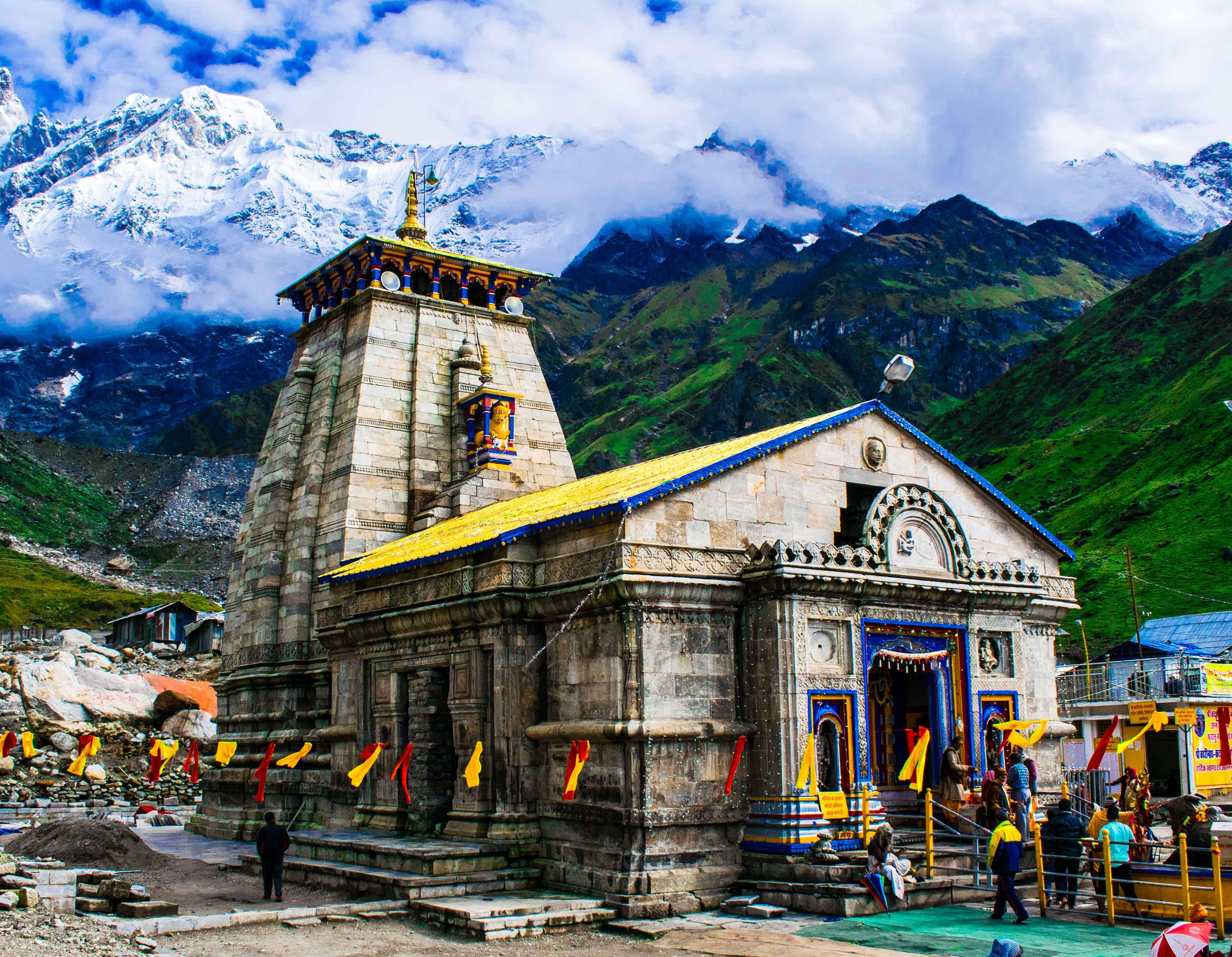 Kedarnath Temple Banners 4K — 4073x3165 wallpaper
