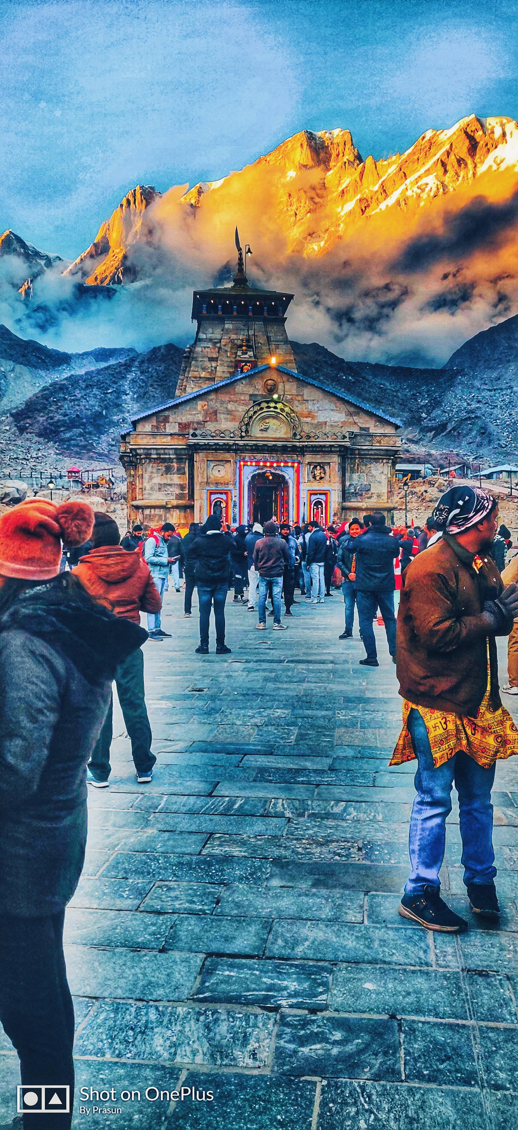 Kedarnath Temple Path 4K — 2112x4608 wallpaper