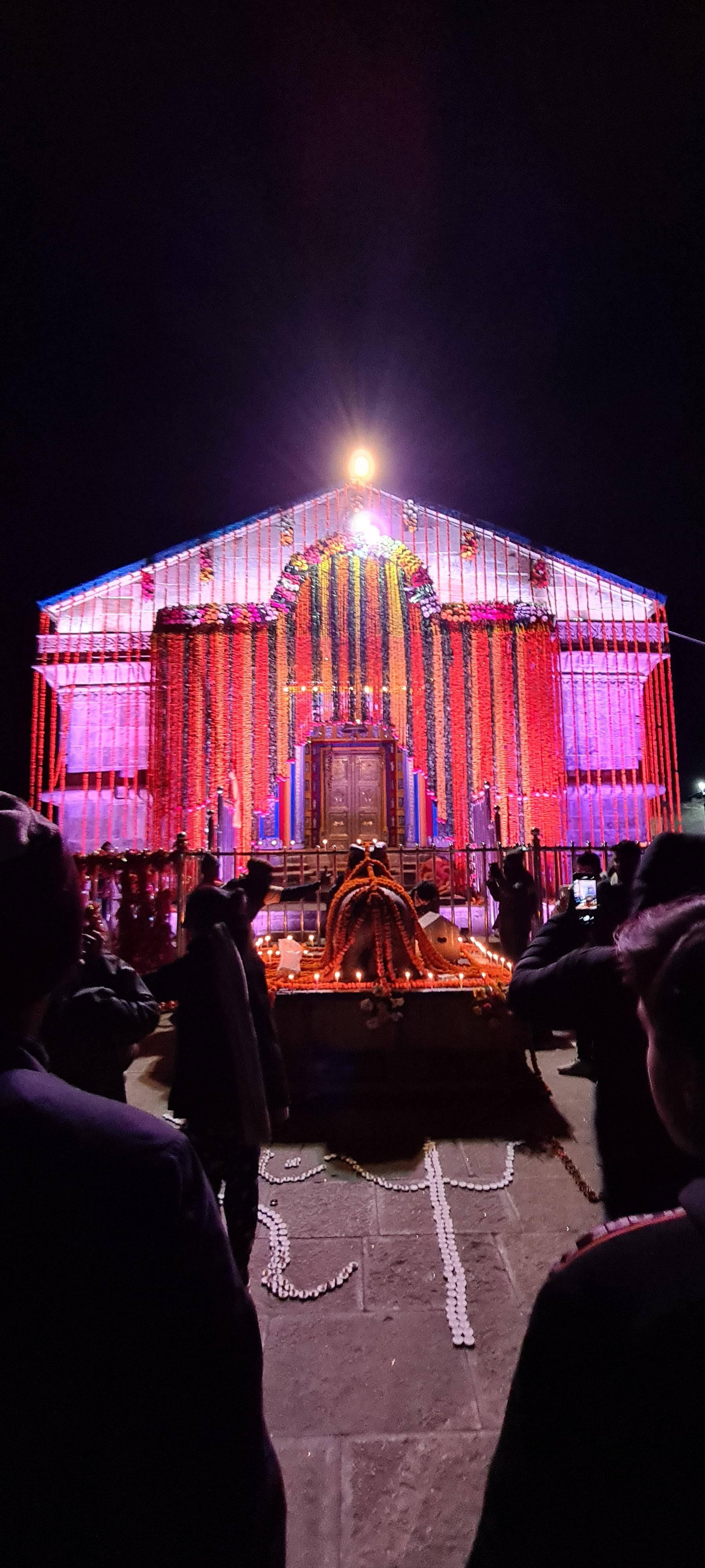 Kedarnath Temple Pedestal 4K — 1800x4000 wallpaper