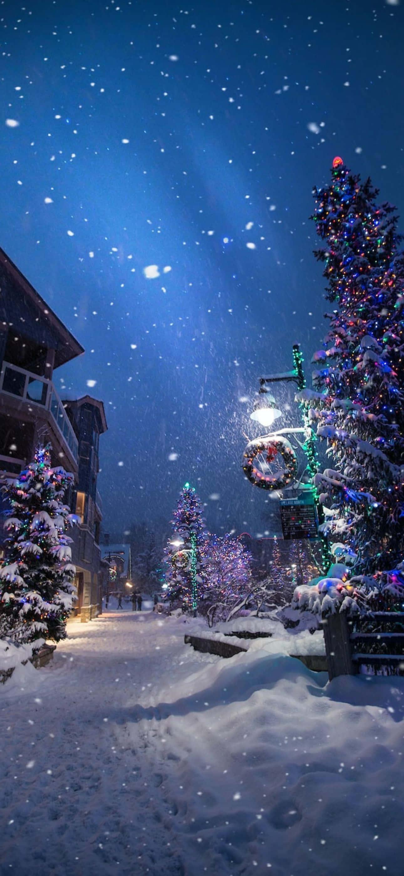 Keep The Festive Spirit alive With A Christmas Iphone — 1290x2796 wallpaper