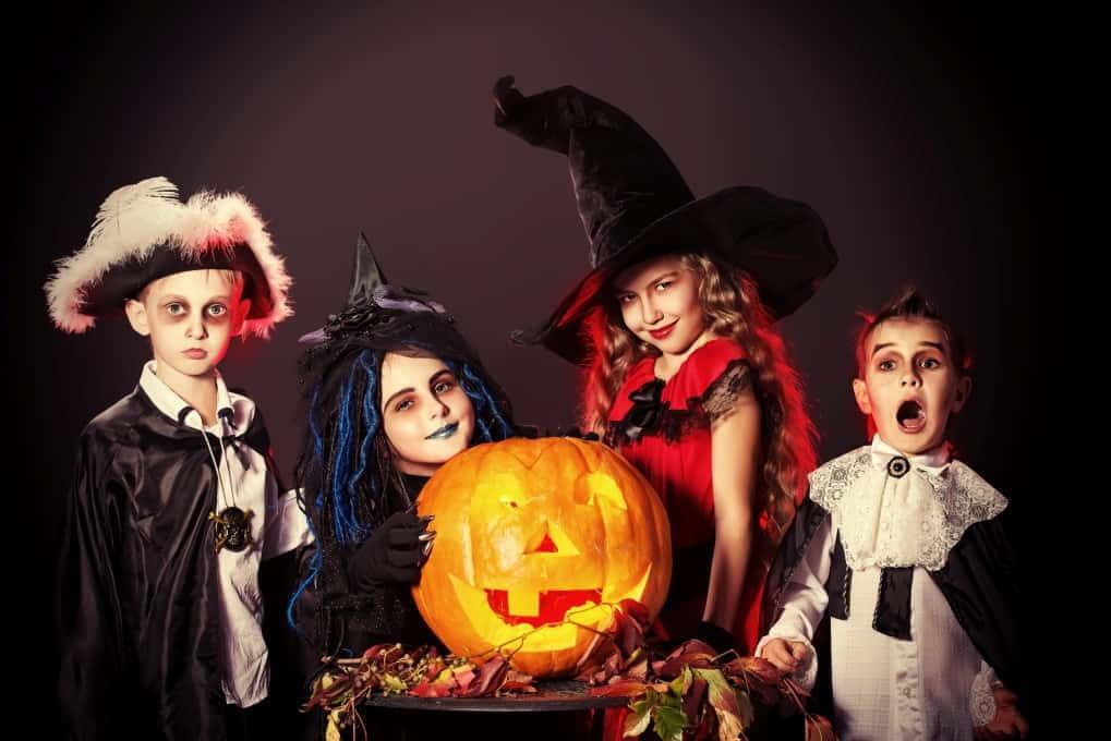Kids Halloween Pictures — 1019x680 wallpaper