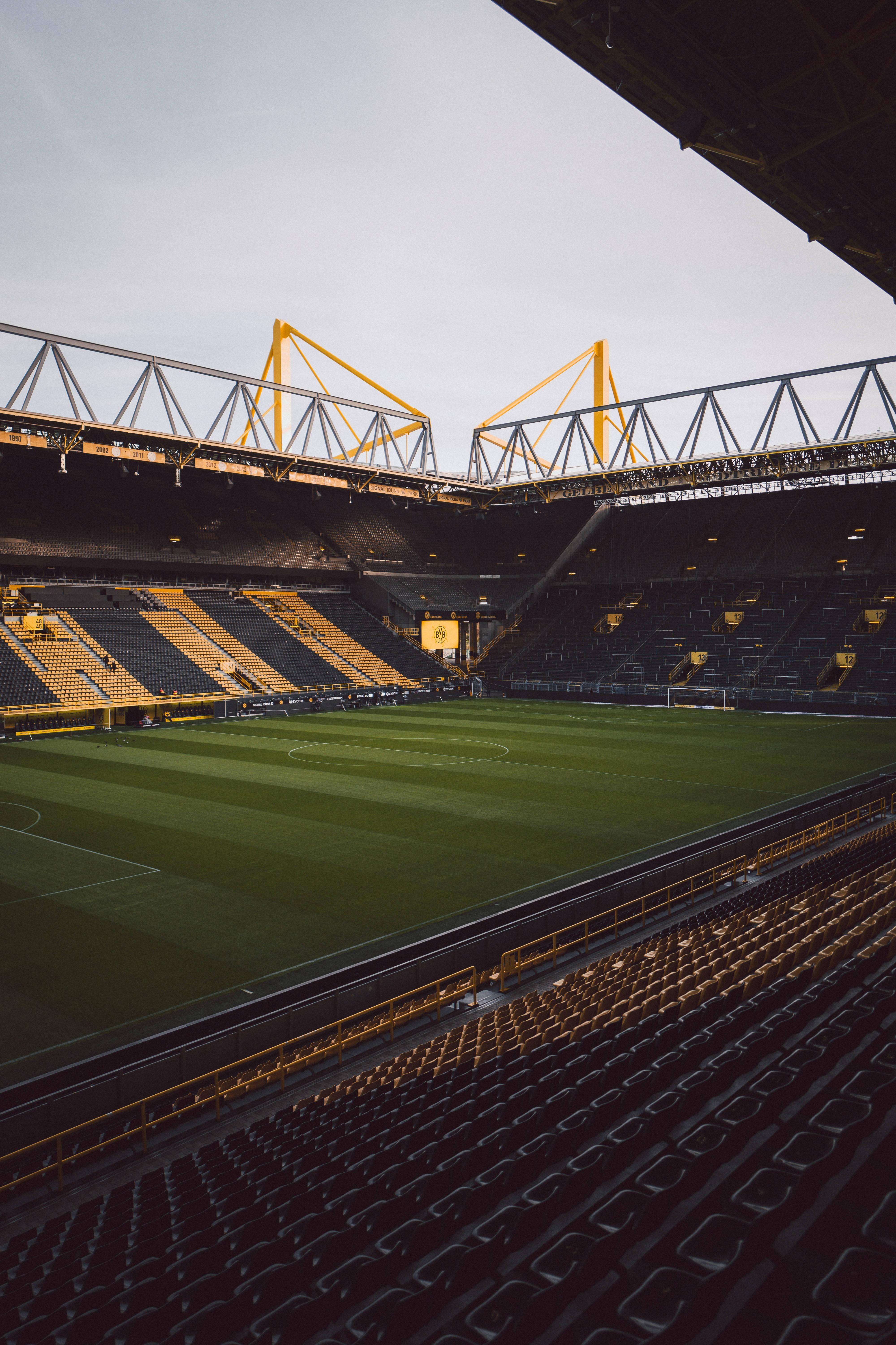 Leaving the Loneliest Football Stadium in the World — 4000x6000 wallpaper