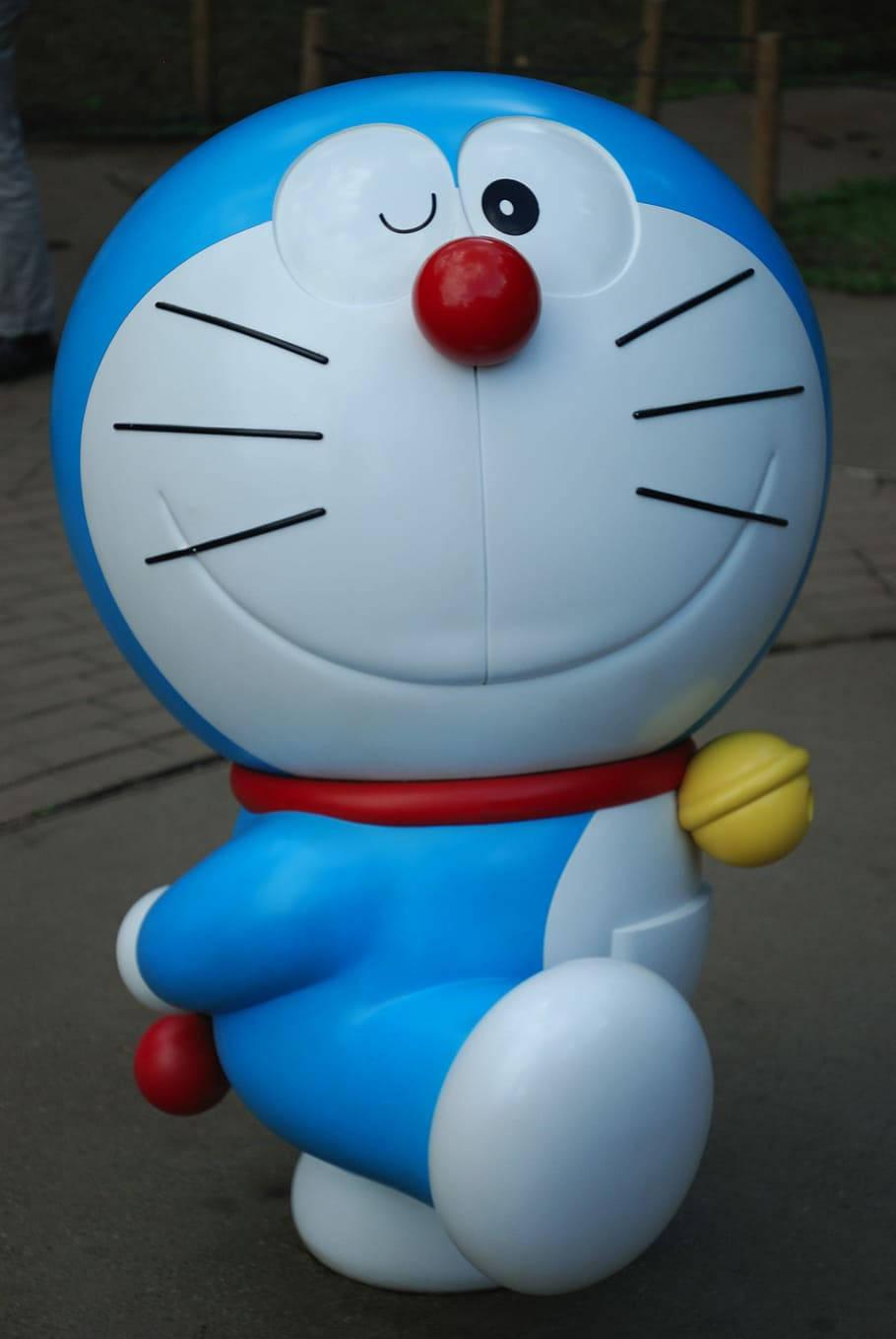 Life Size Statue Doraemon iPhone — 910x1359 wallpaper