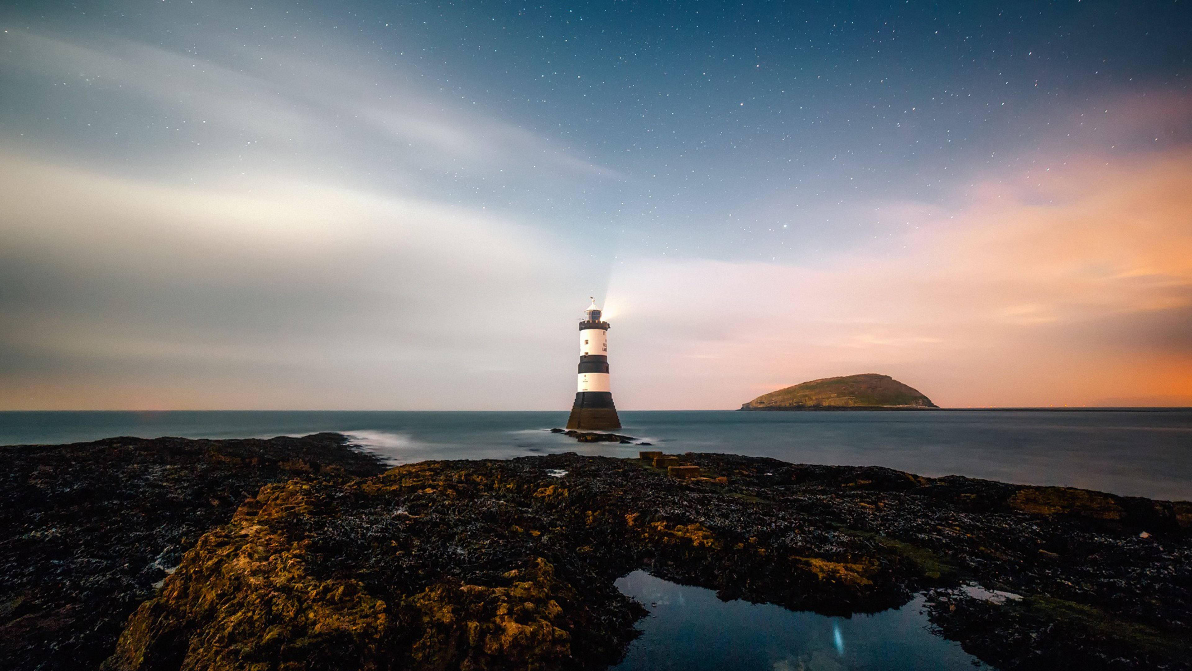 Lighthouse Chromebook Illustration — 3840x2160 wallpaper