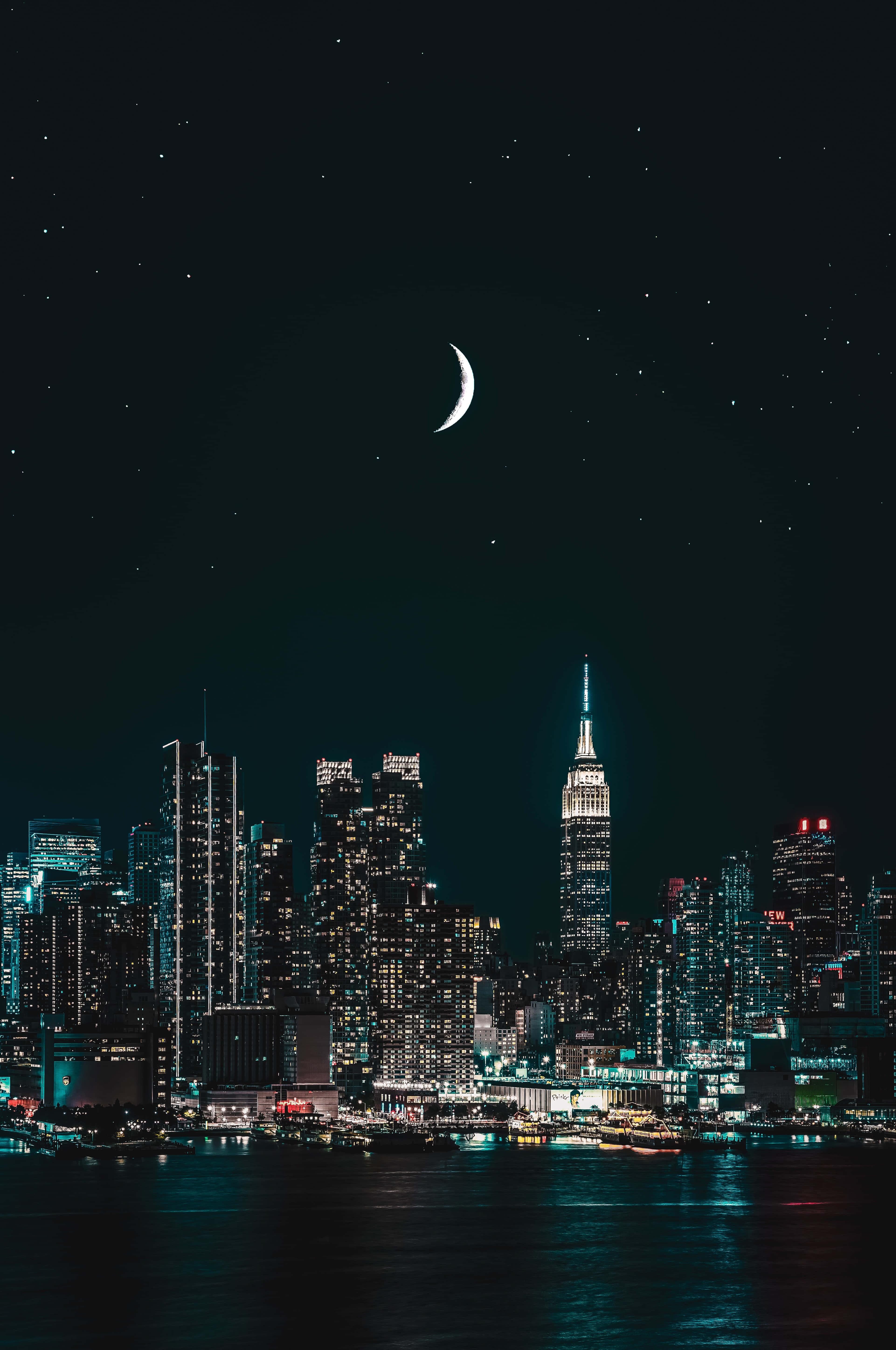 Lock Screen background — 3843x5790 wallpaper